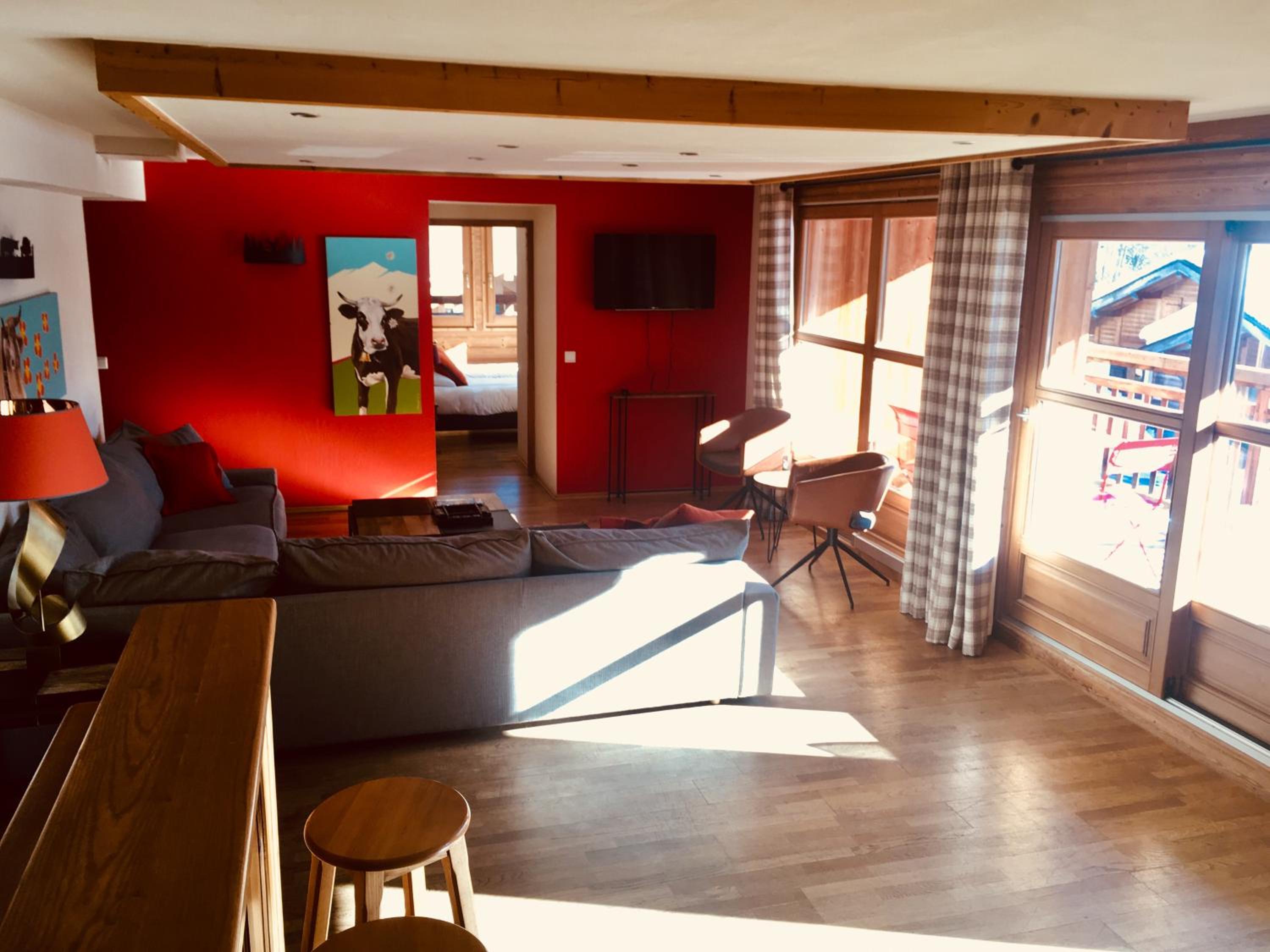 Apartment with Mountain View photo 3