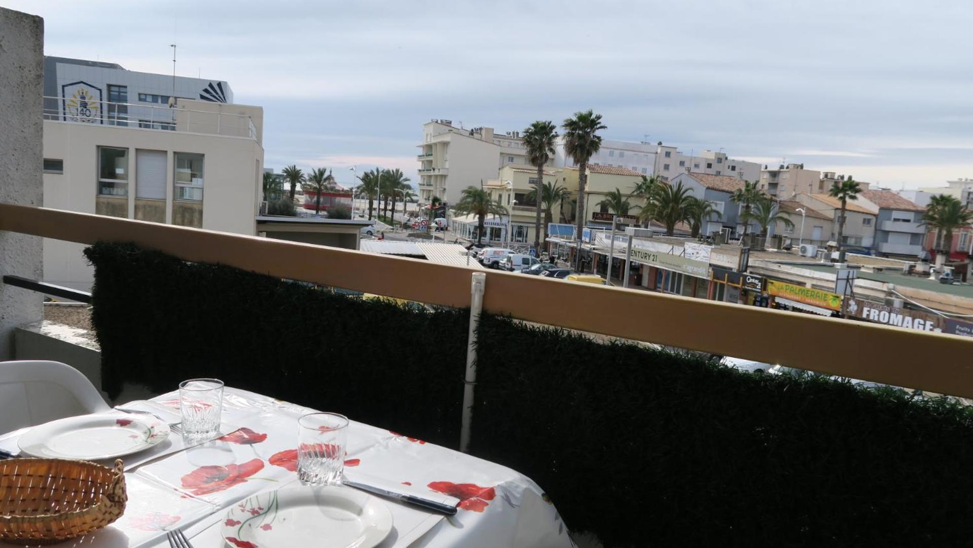 Studio with sea View - Upper Floors - Photo 2