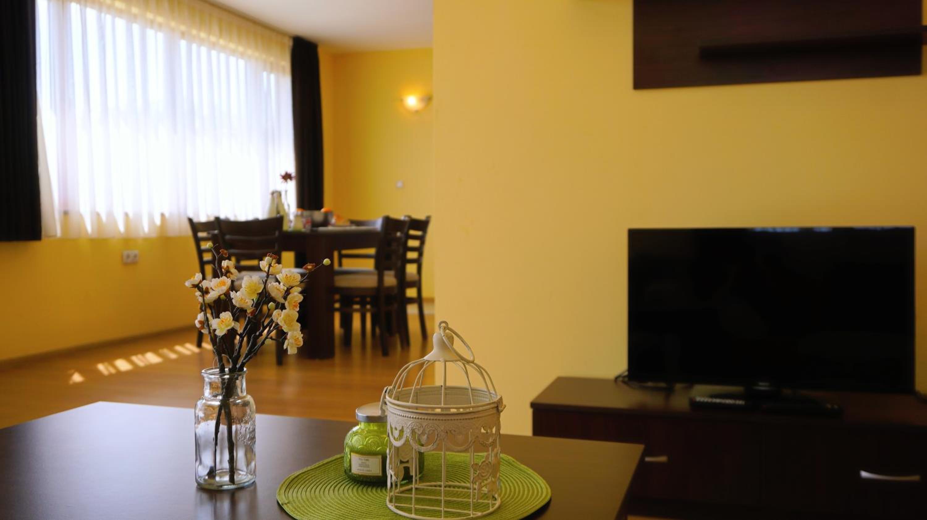 Three-Bedroom Villa photo 1