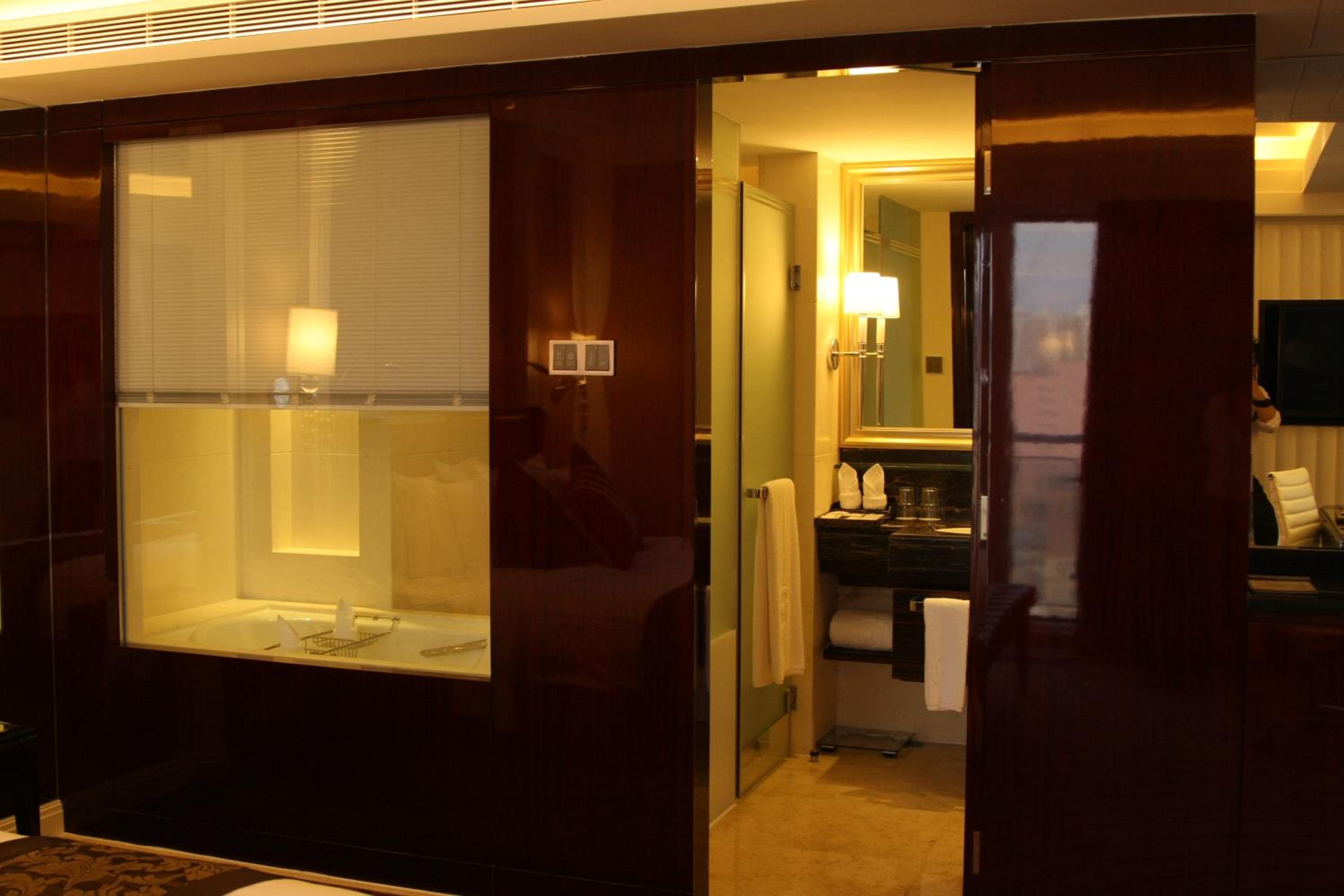 Executive Suite photo 1