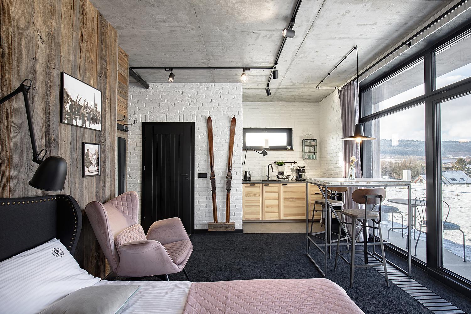 Studio with Terrace photo 2