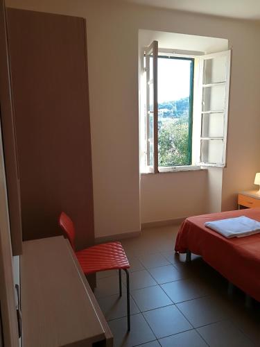 Economy Quadruple Room photo 3