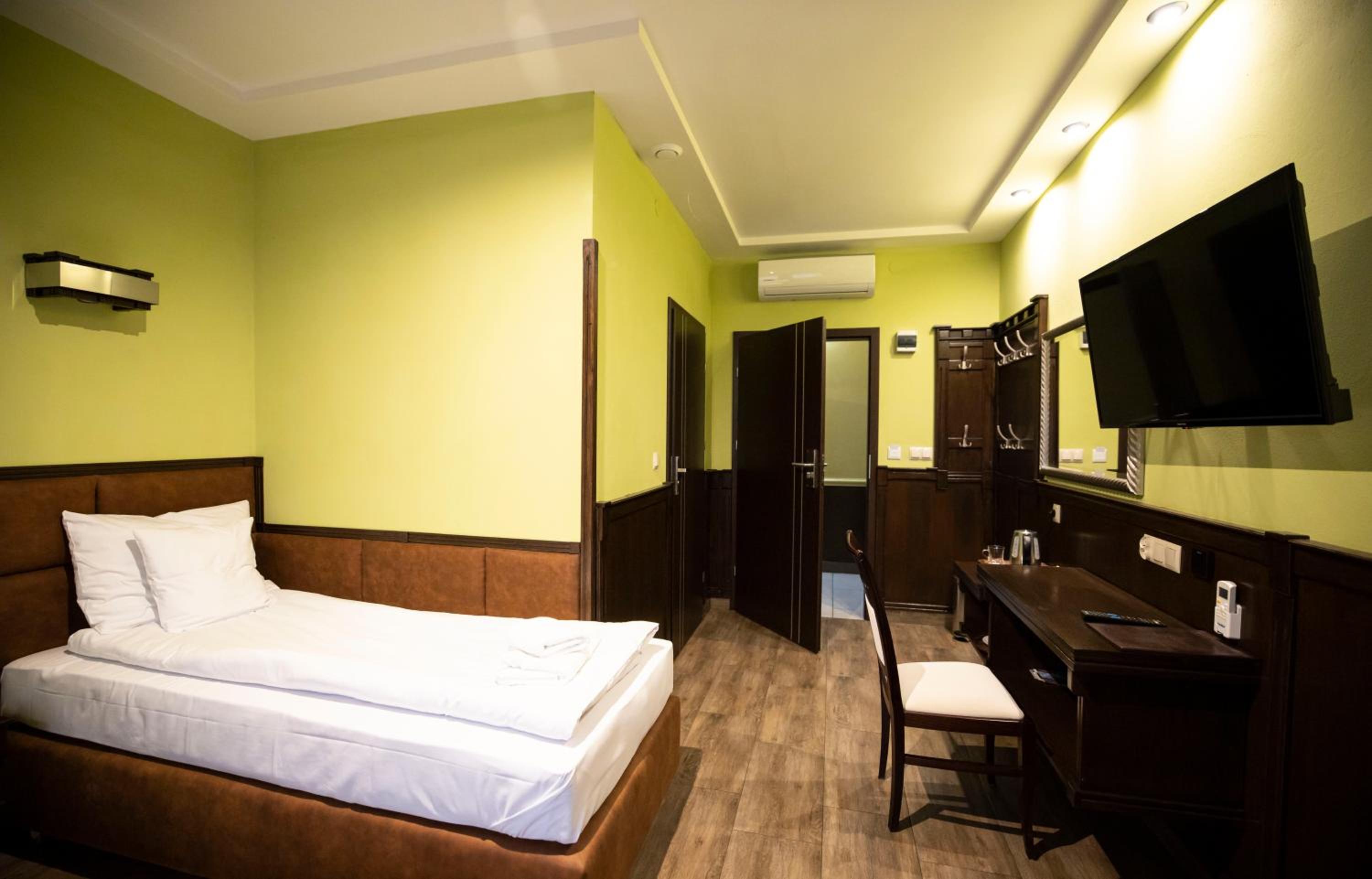 Double Room photo 2
