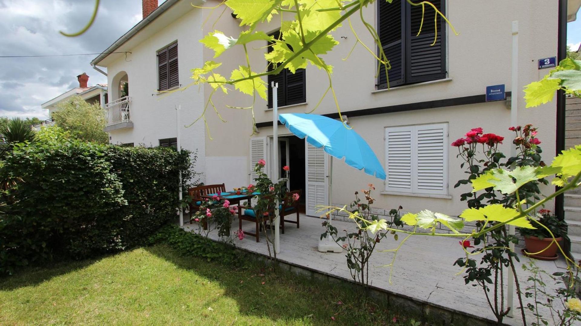 Apartment with Terrace