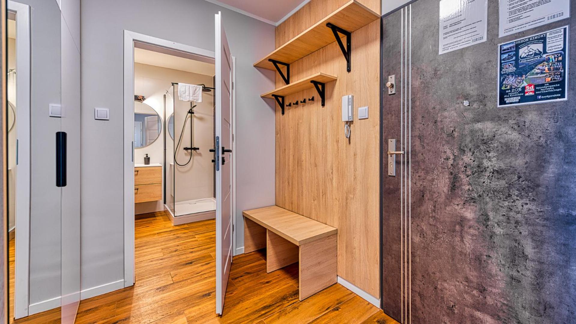 One-Bedroom Apartment - Photo 8