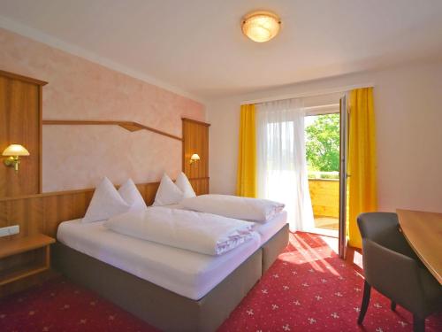 Standard Double Room with Balcony - Photo 1