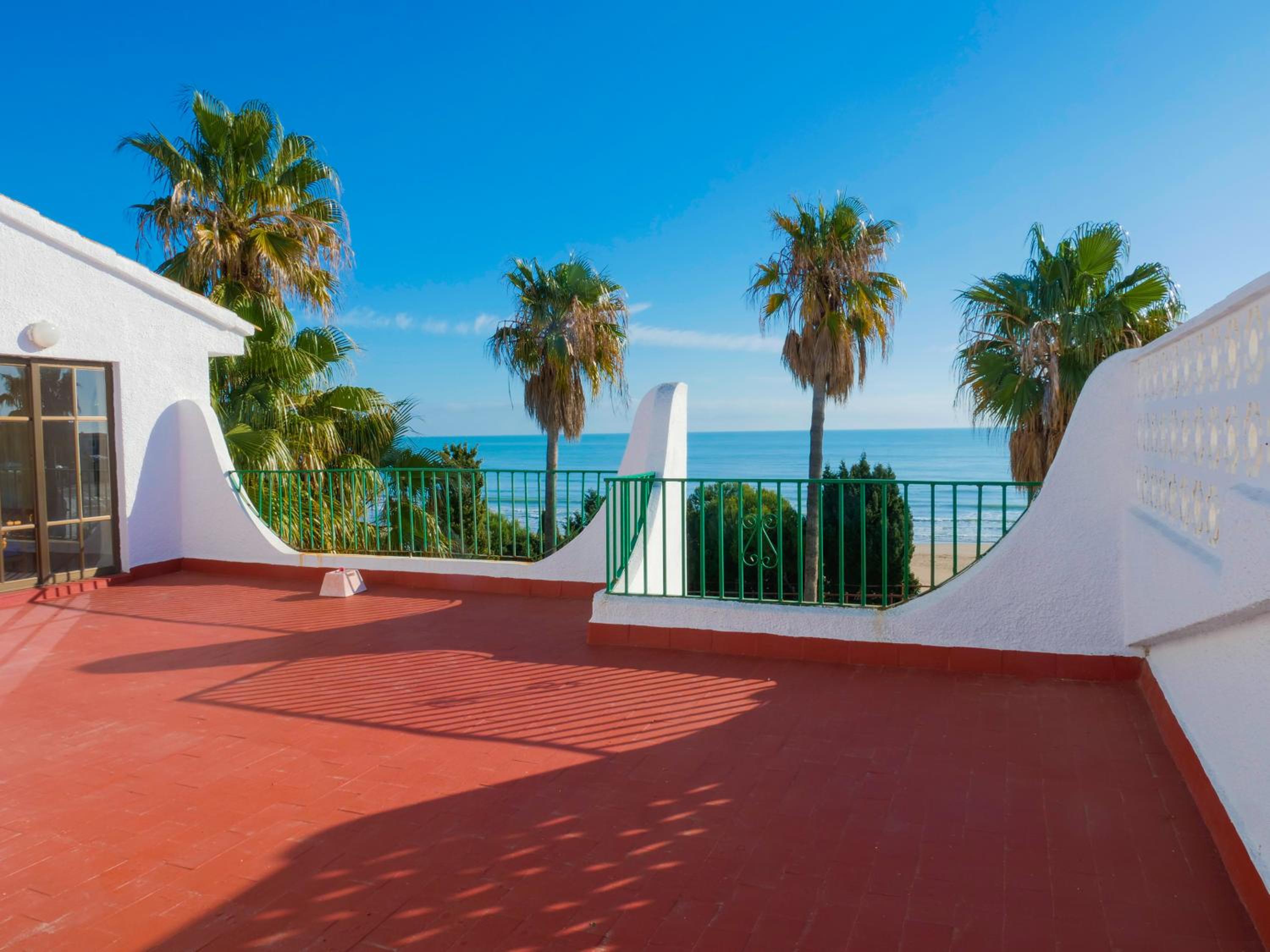 Apartment with Sea View photo 2