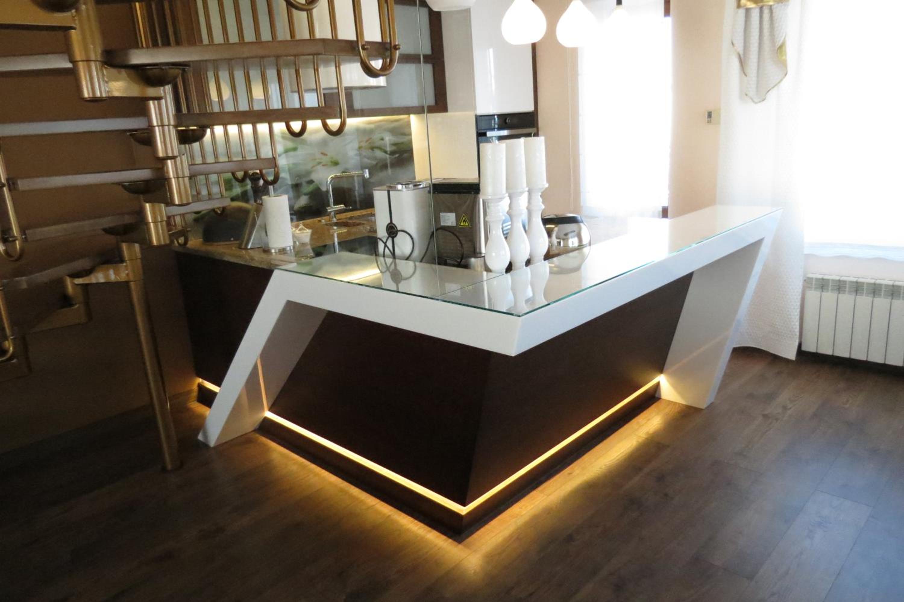 Apartment - Split Level photo 2