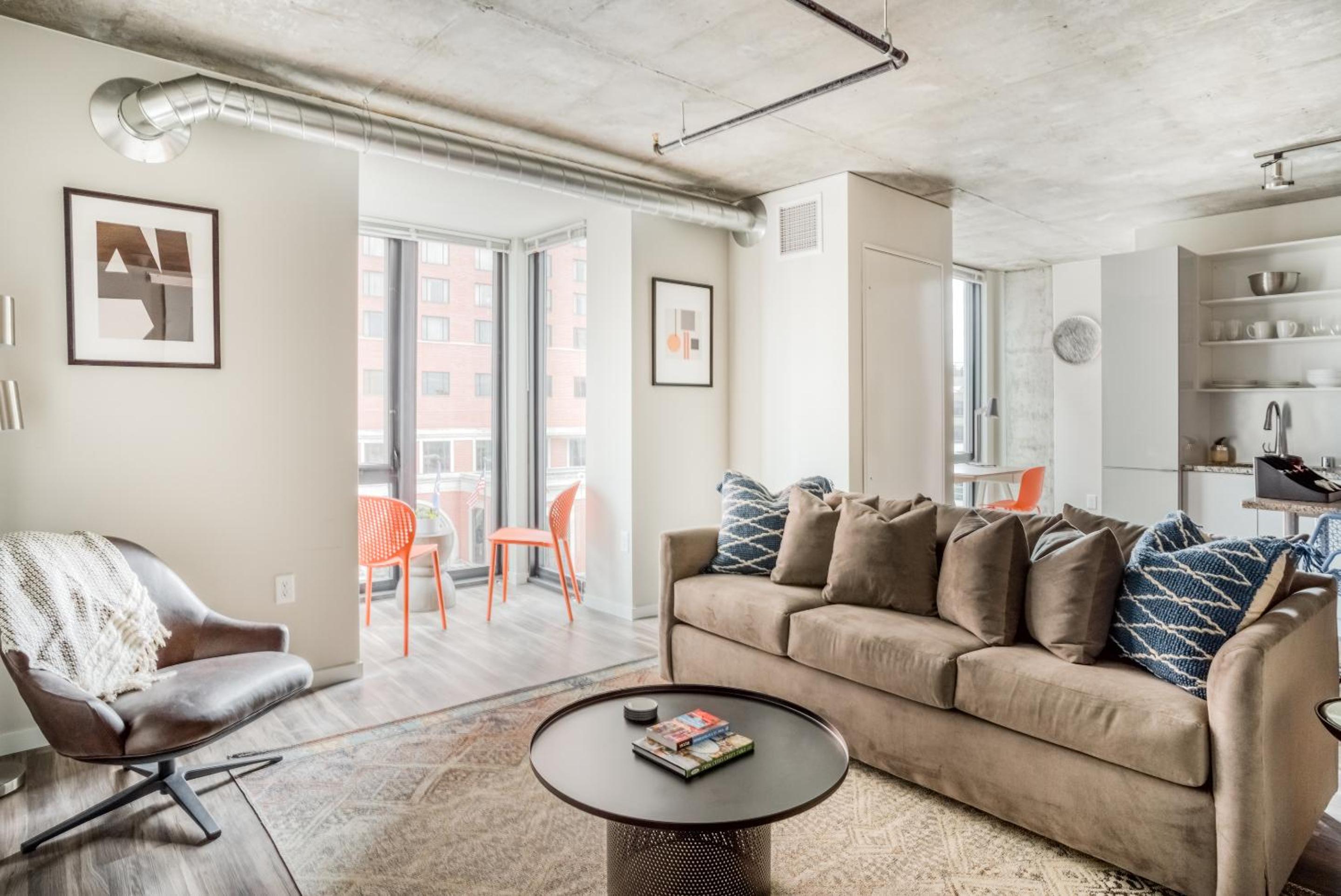 One-Bedroom Apartment