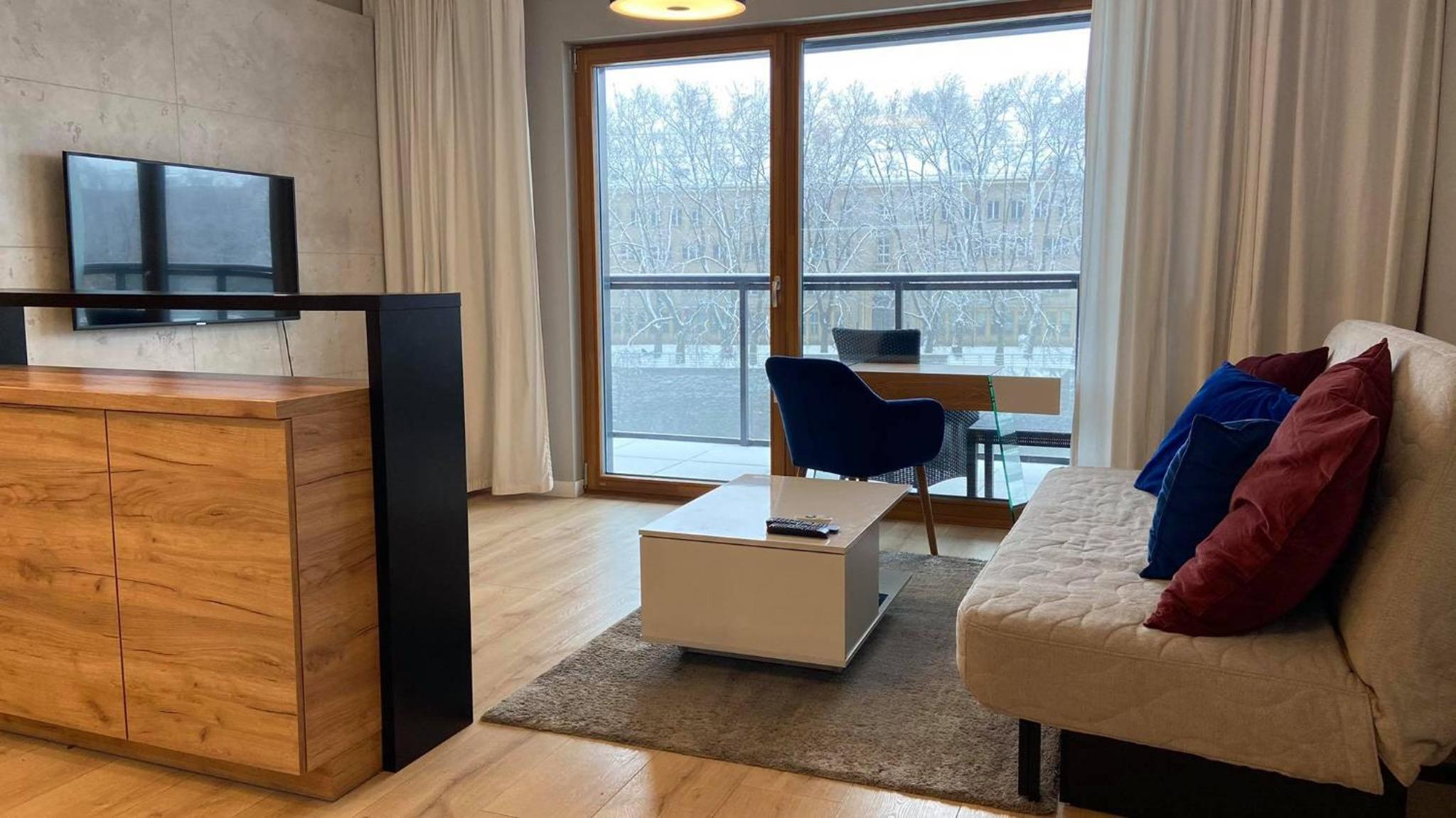 Studio Apartment - Photo 3