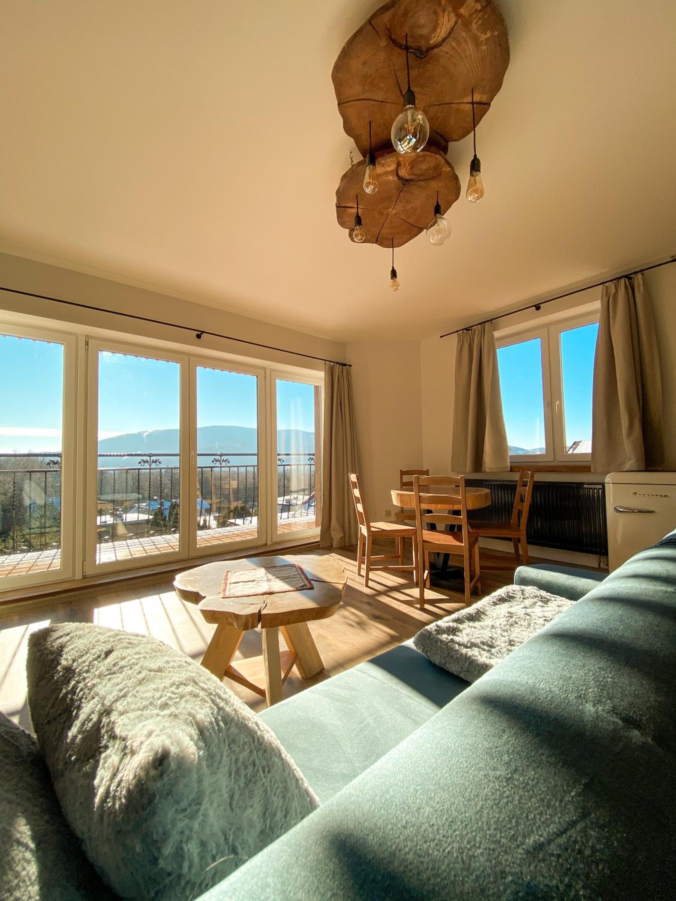 Junior Suite with Mountain View