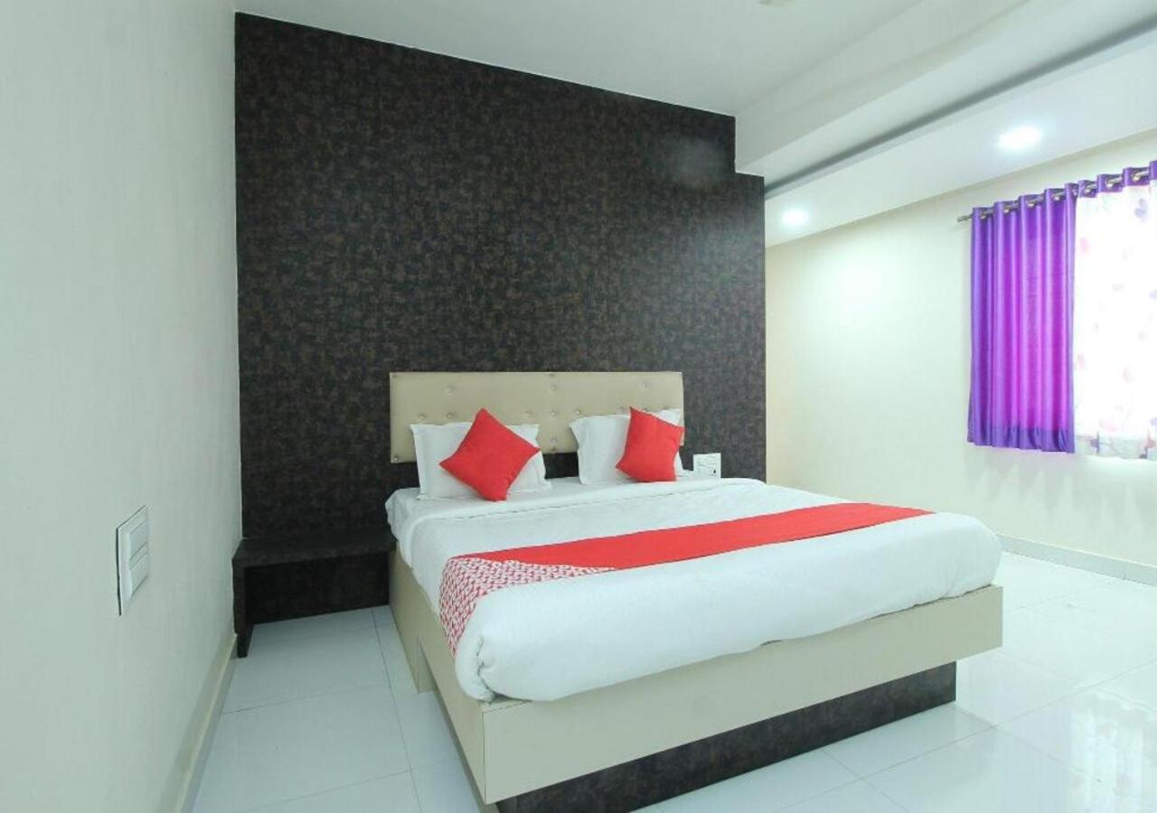 Budget Double Room - Photo 5