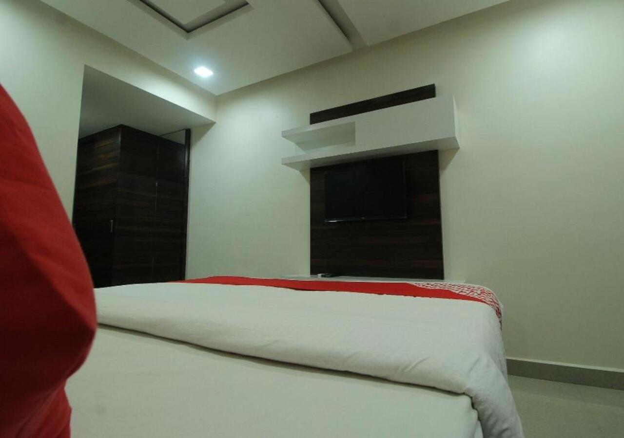 Budget Double Room - Photo 6