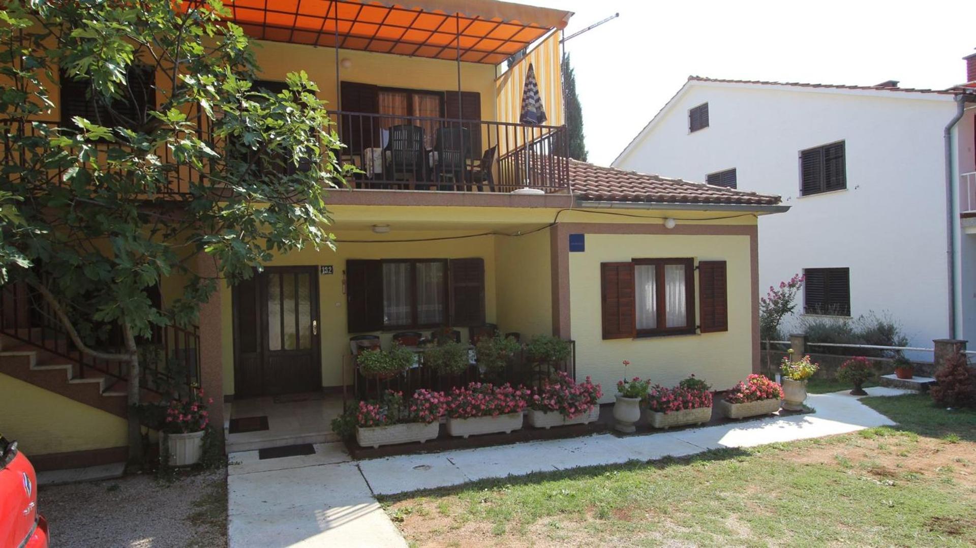 Apartment with Terrace