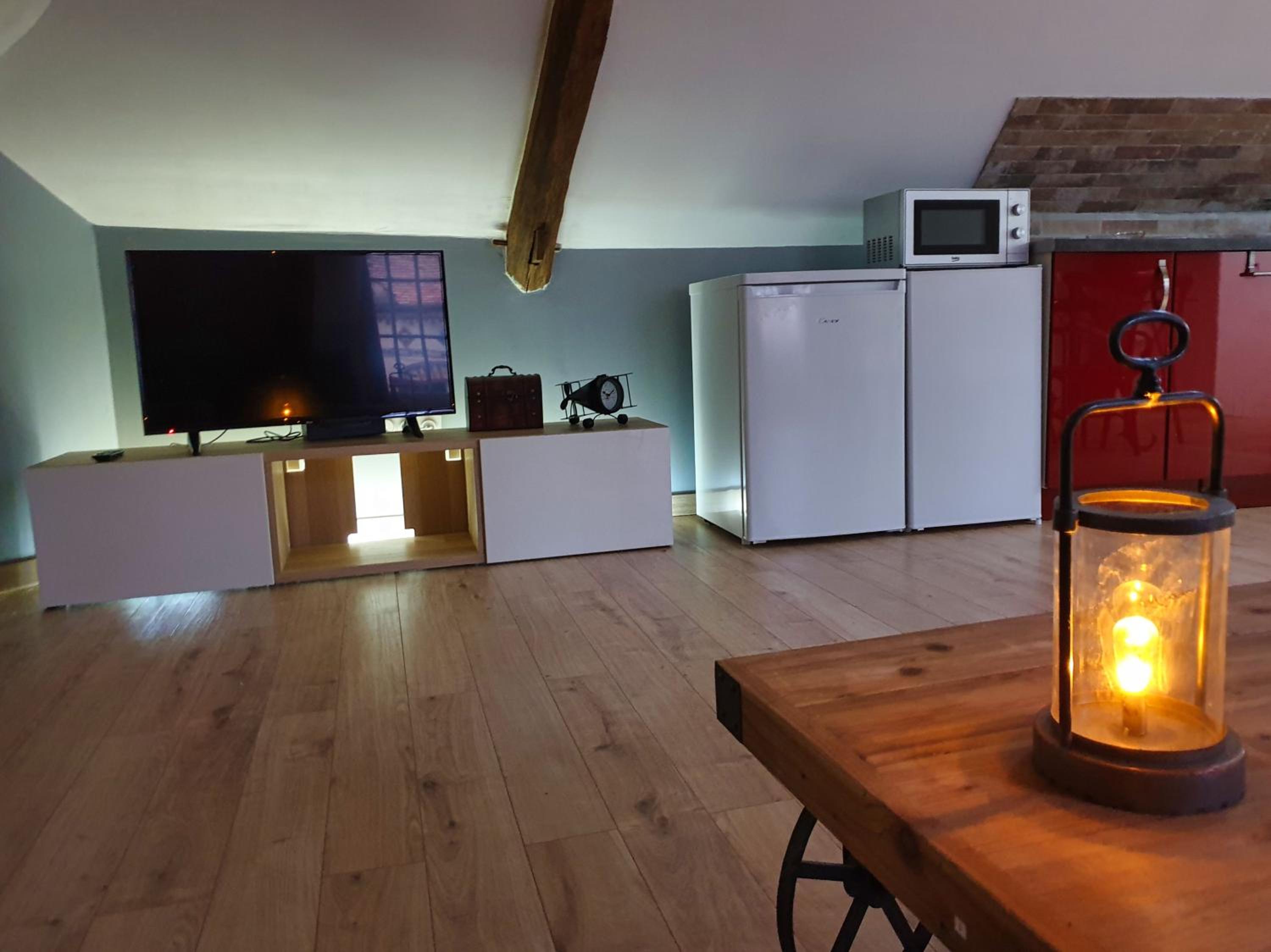 Apartment - Photo 32
