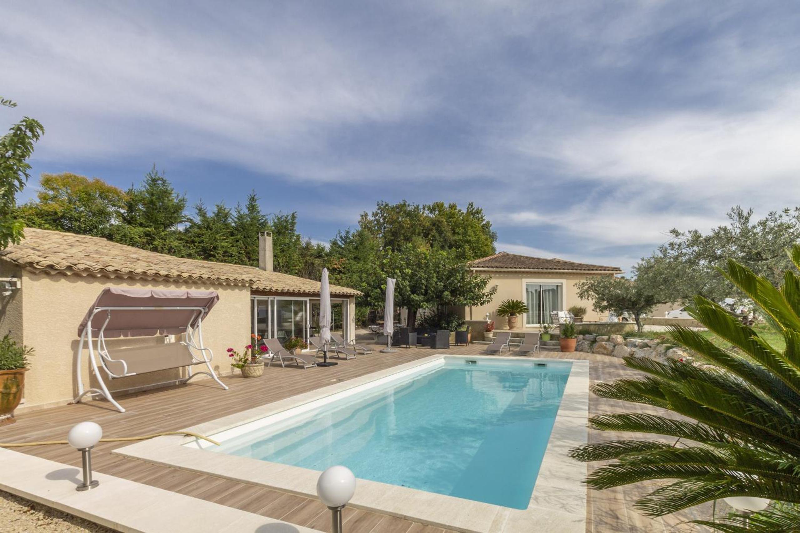 Villa photo 1
