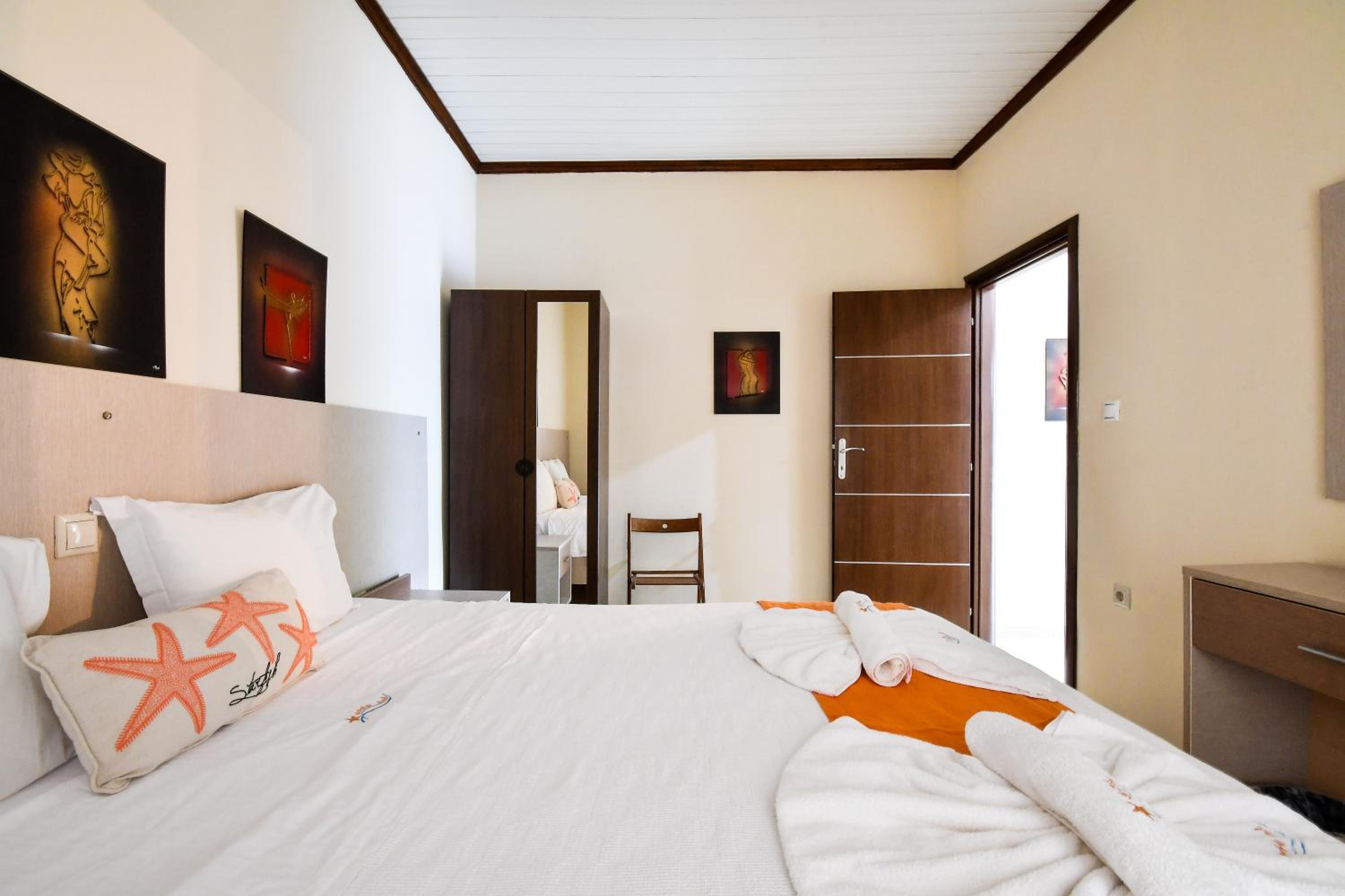 Triple Room photo 2