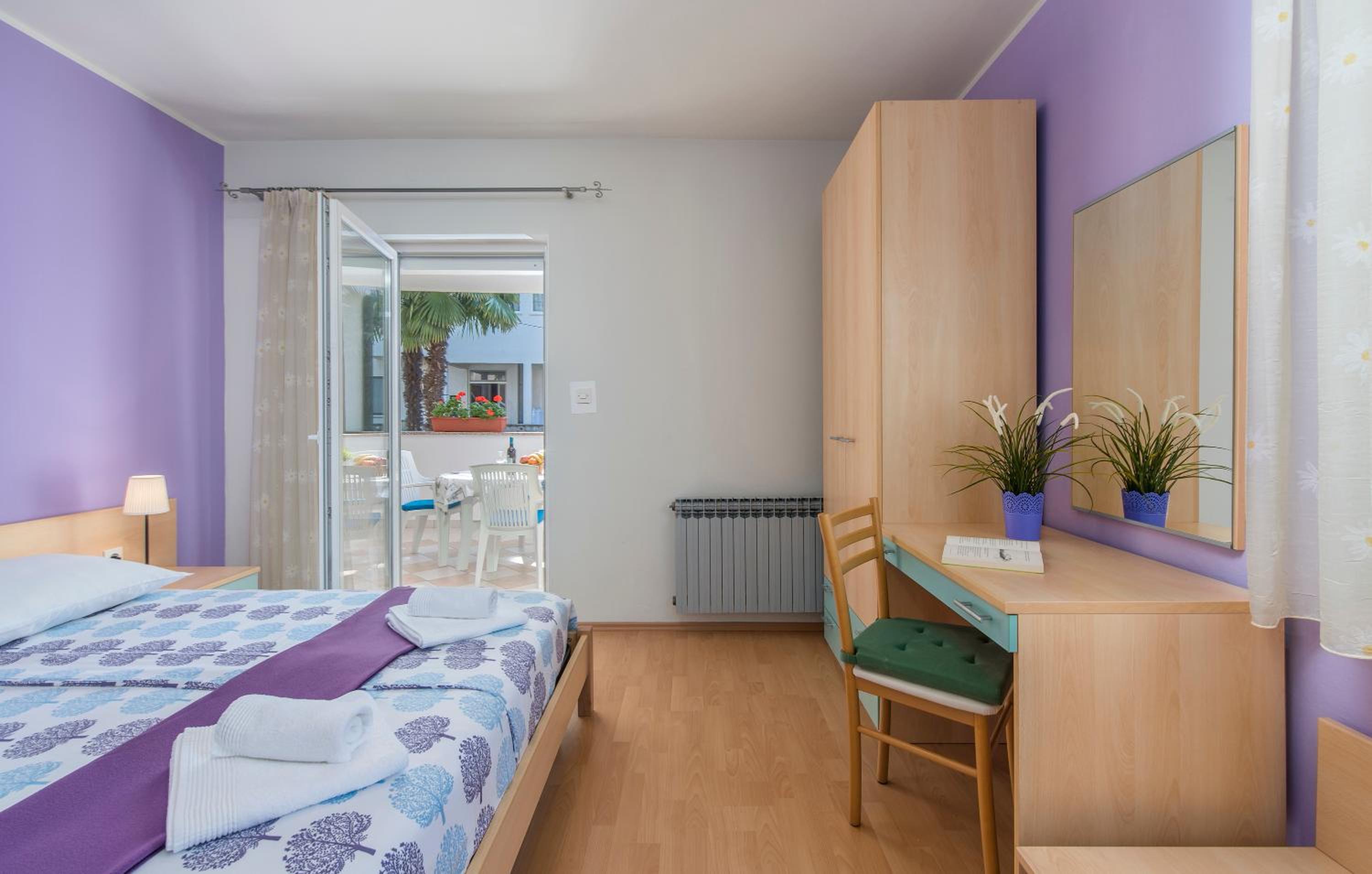 Apartment with Balcony