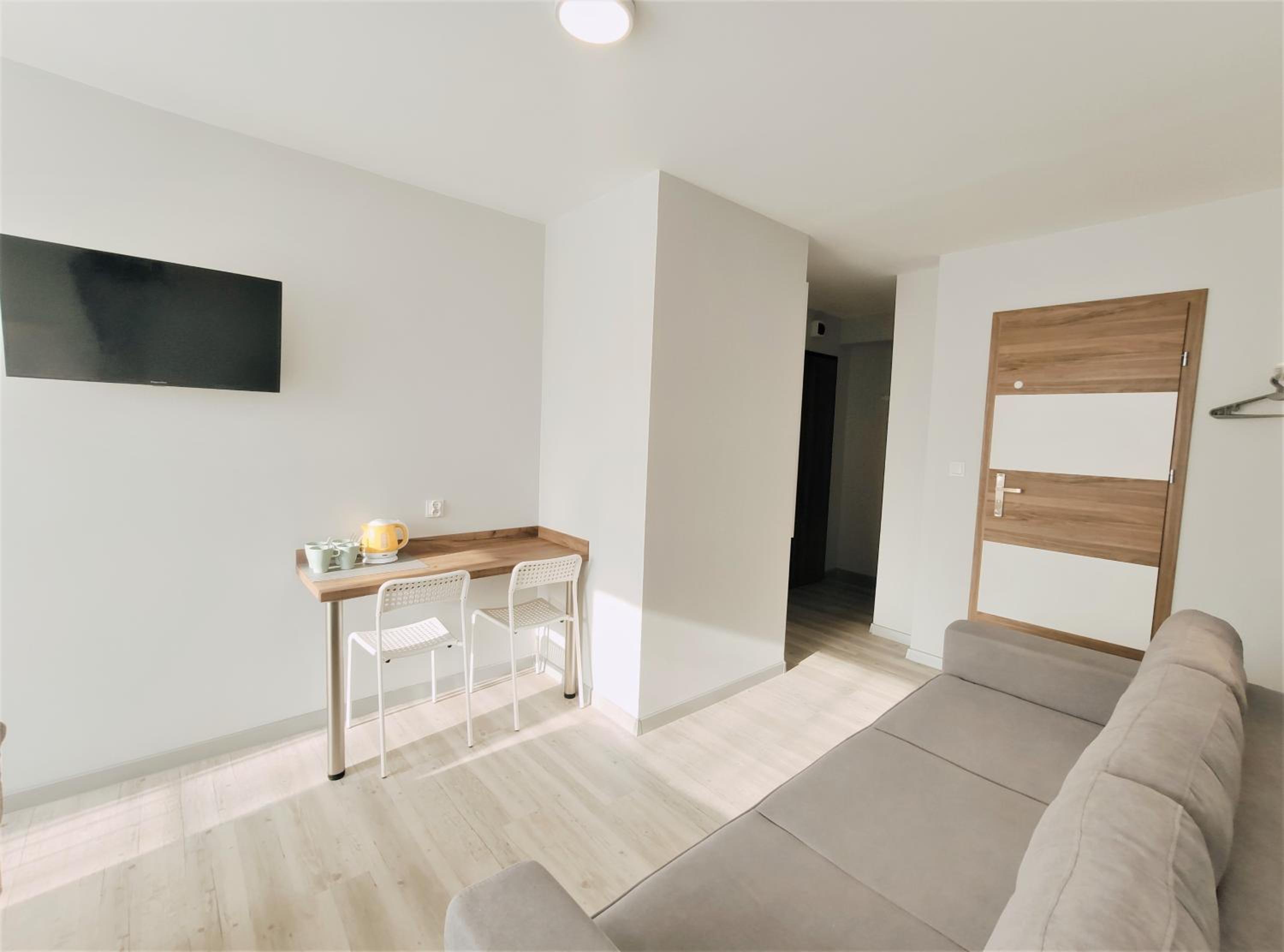 Quadruple Room with Private Bathroom nr 10 - Photo 6