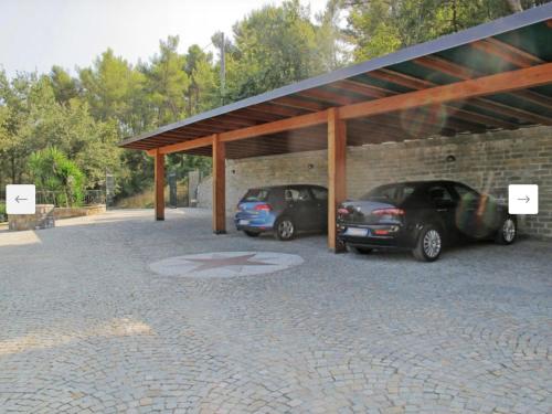 Apartment with Terrace photo 2