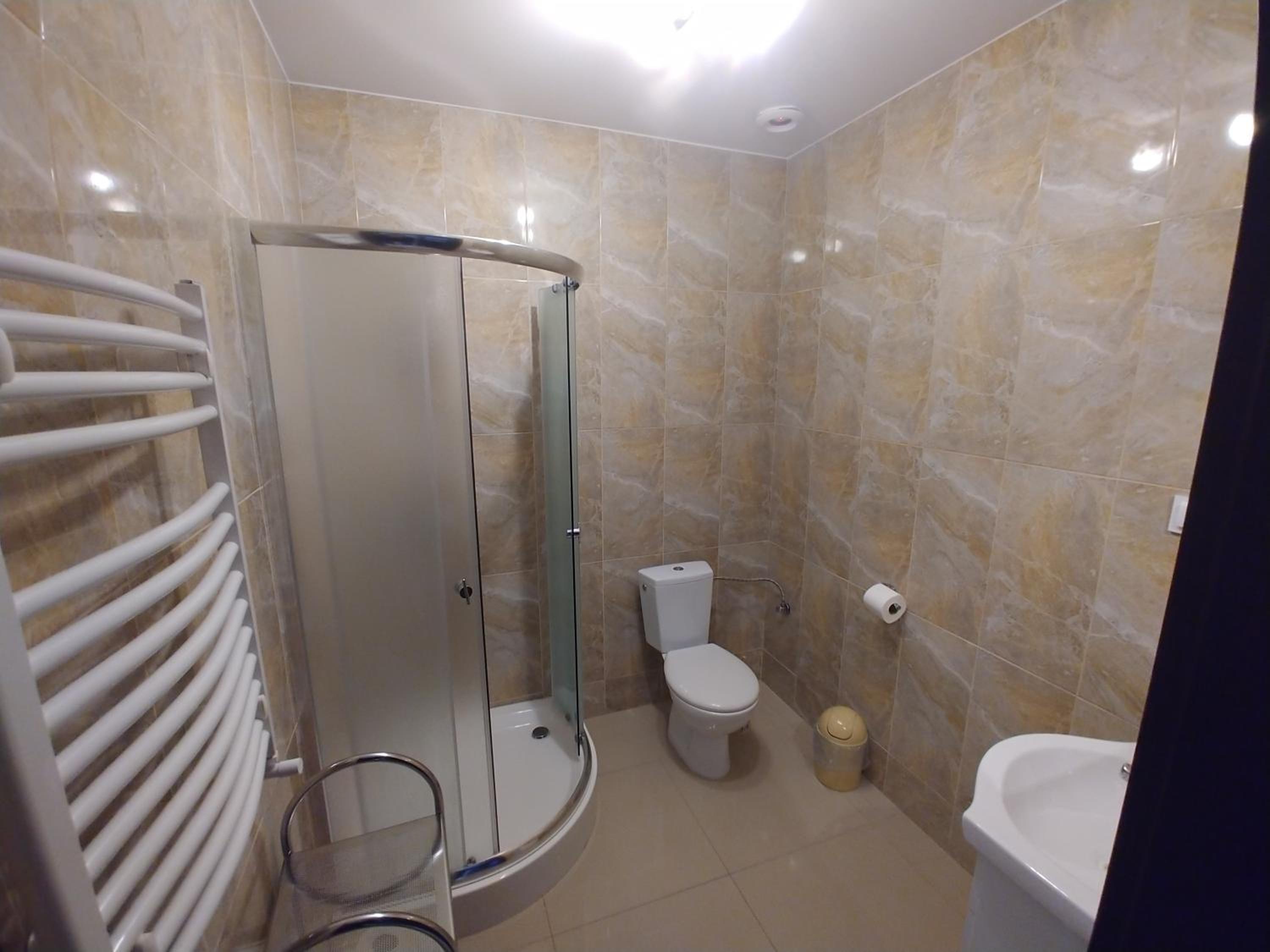 Double Room - Photo 3