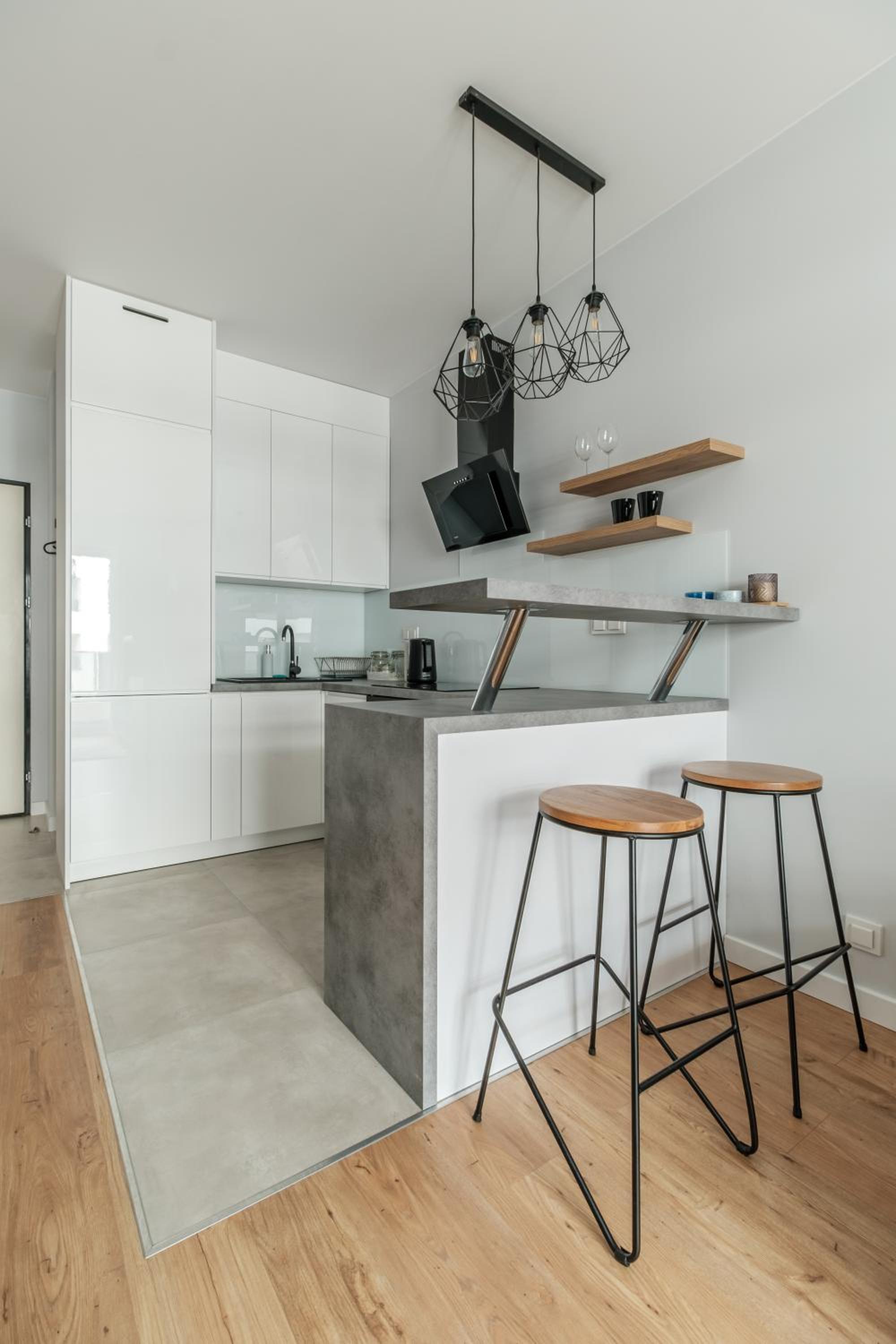 One-Bedroom Apartment - Photo 11