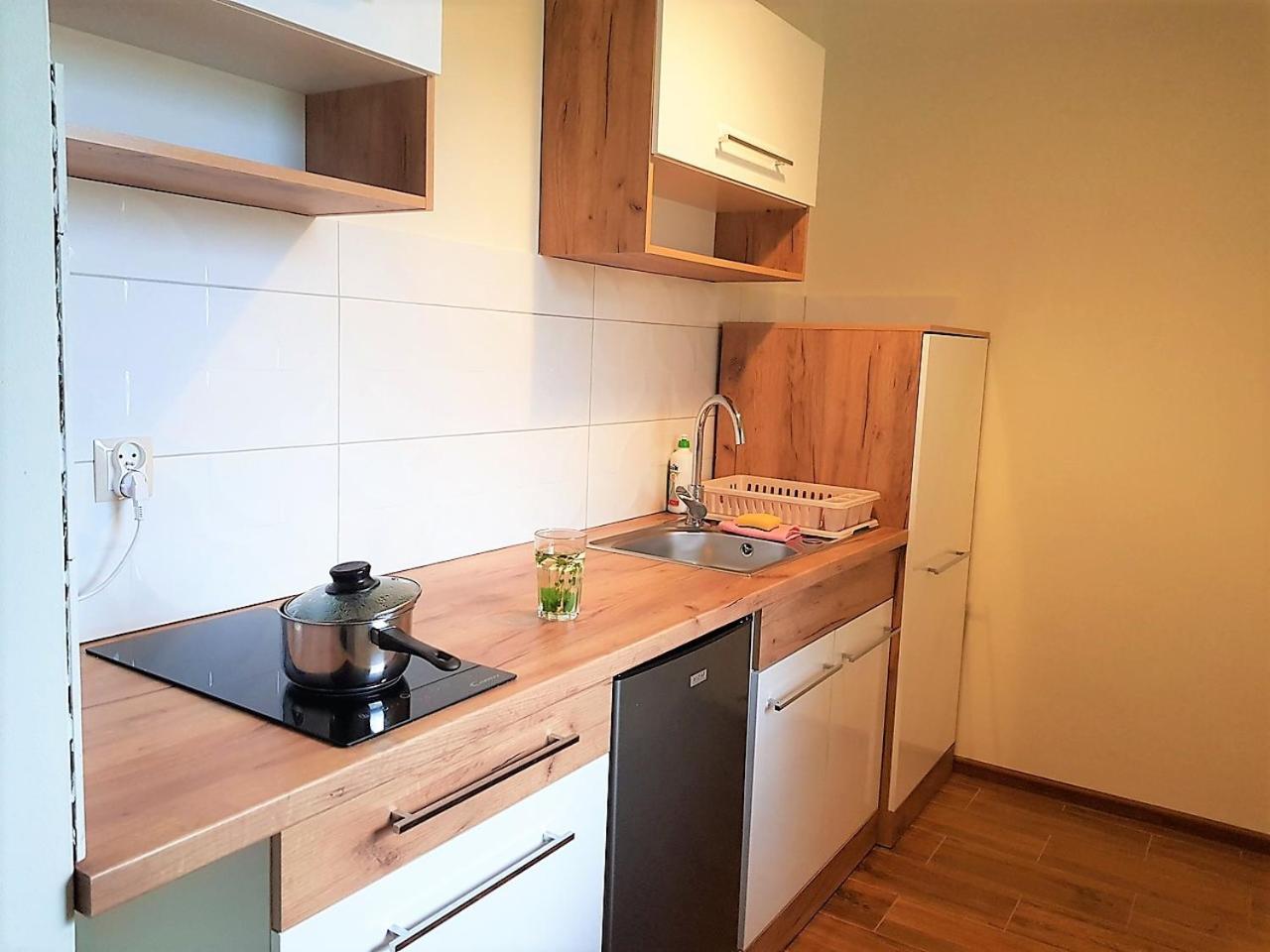 Deluxe Double Room with Balcony - Photo 2
