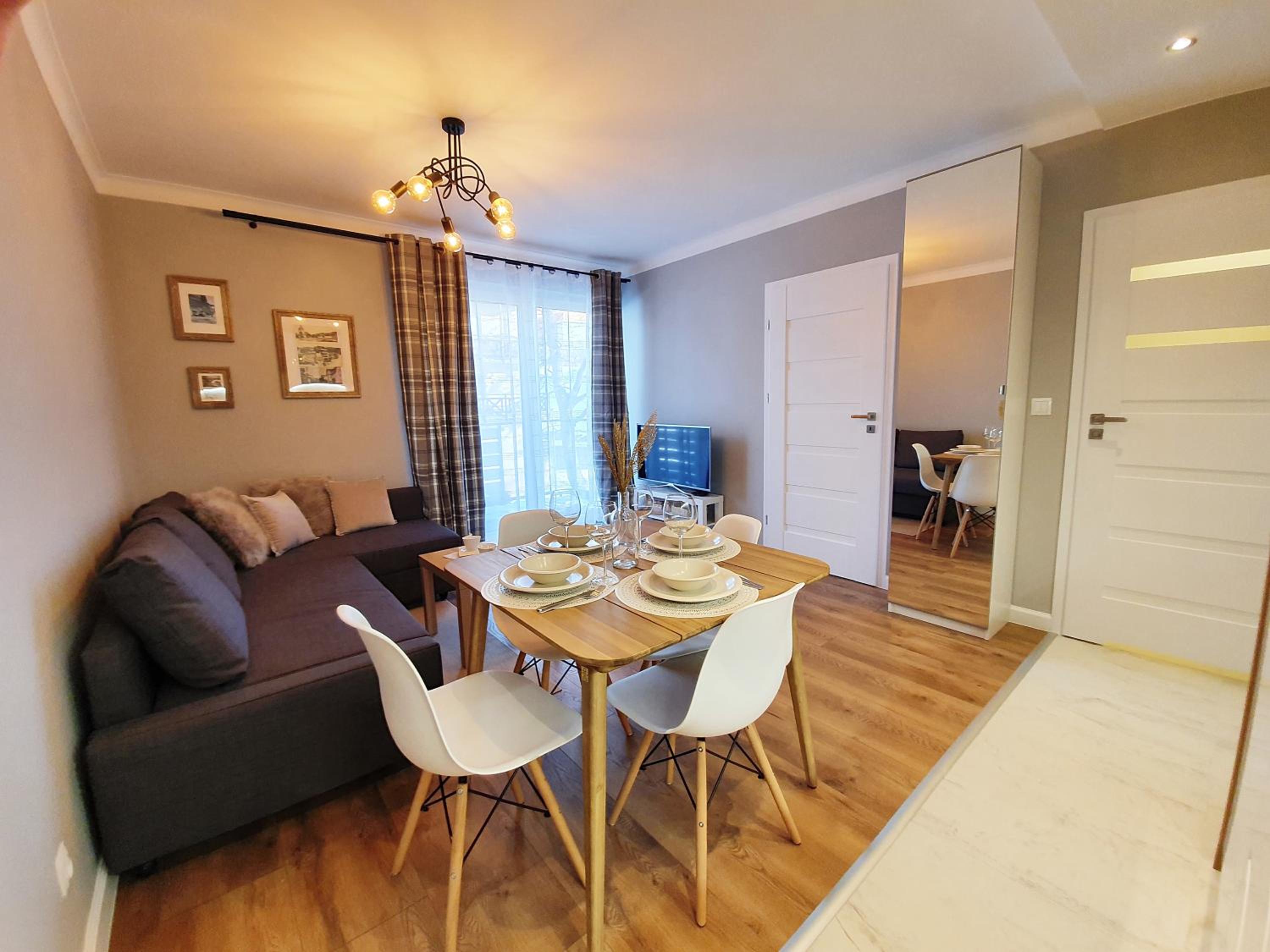 Apartment with Balcony - Karmel 2B