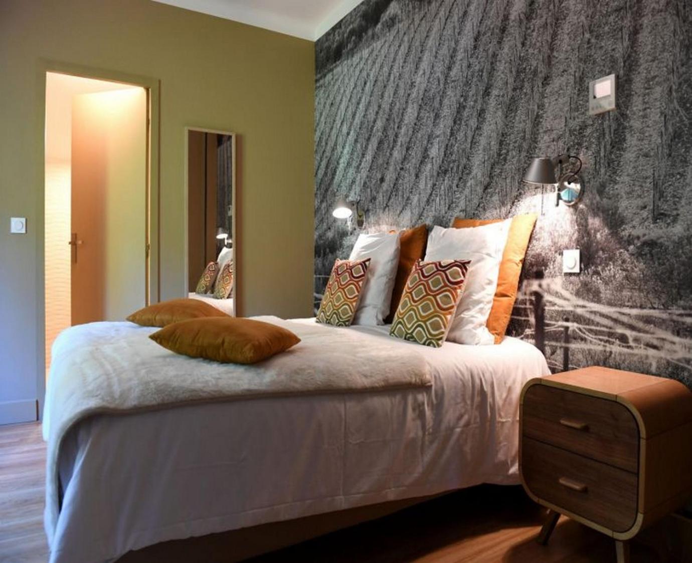 One-Bedroom Suite photo 2