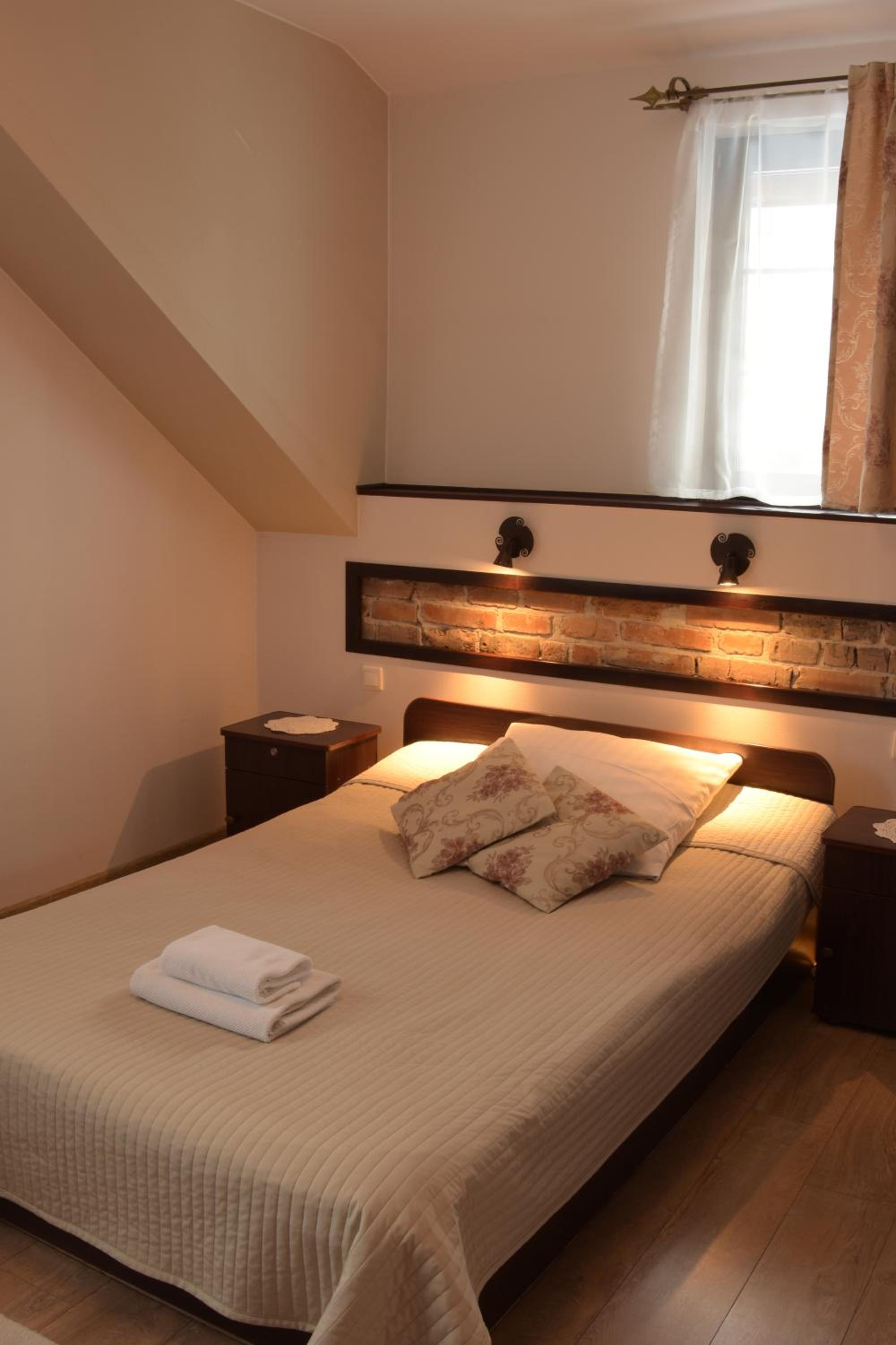 Double Room - Photo 1