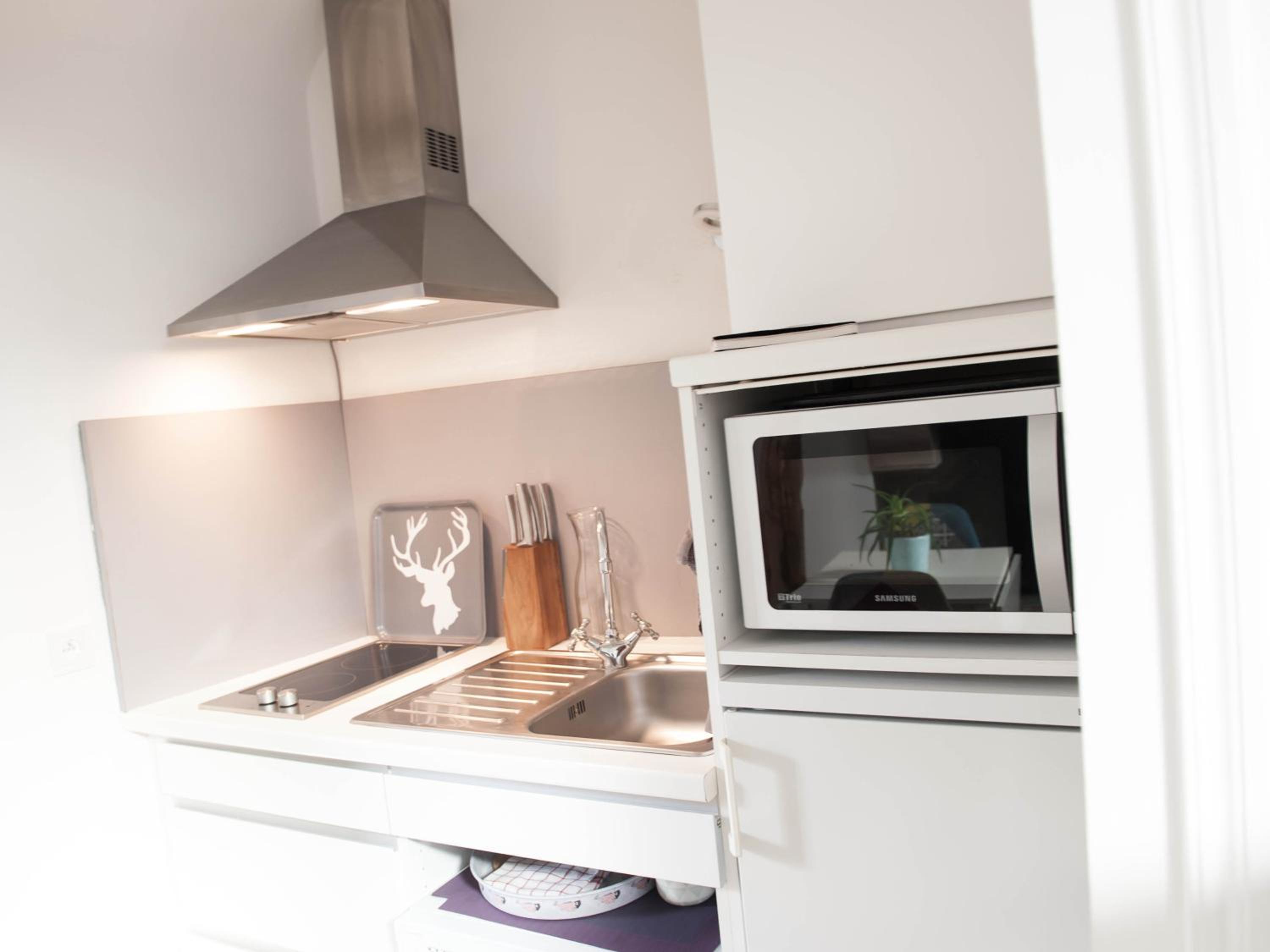 Studio (3 Adults) - Photo 10