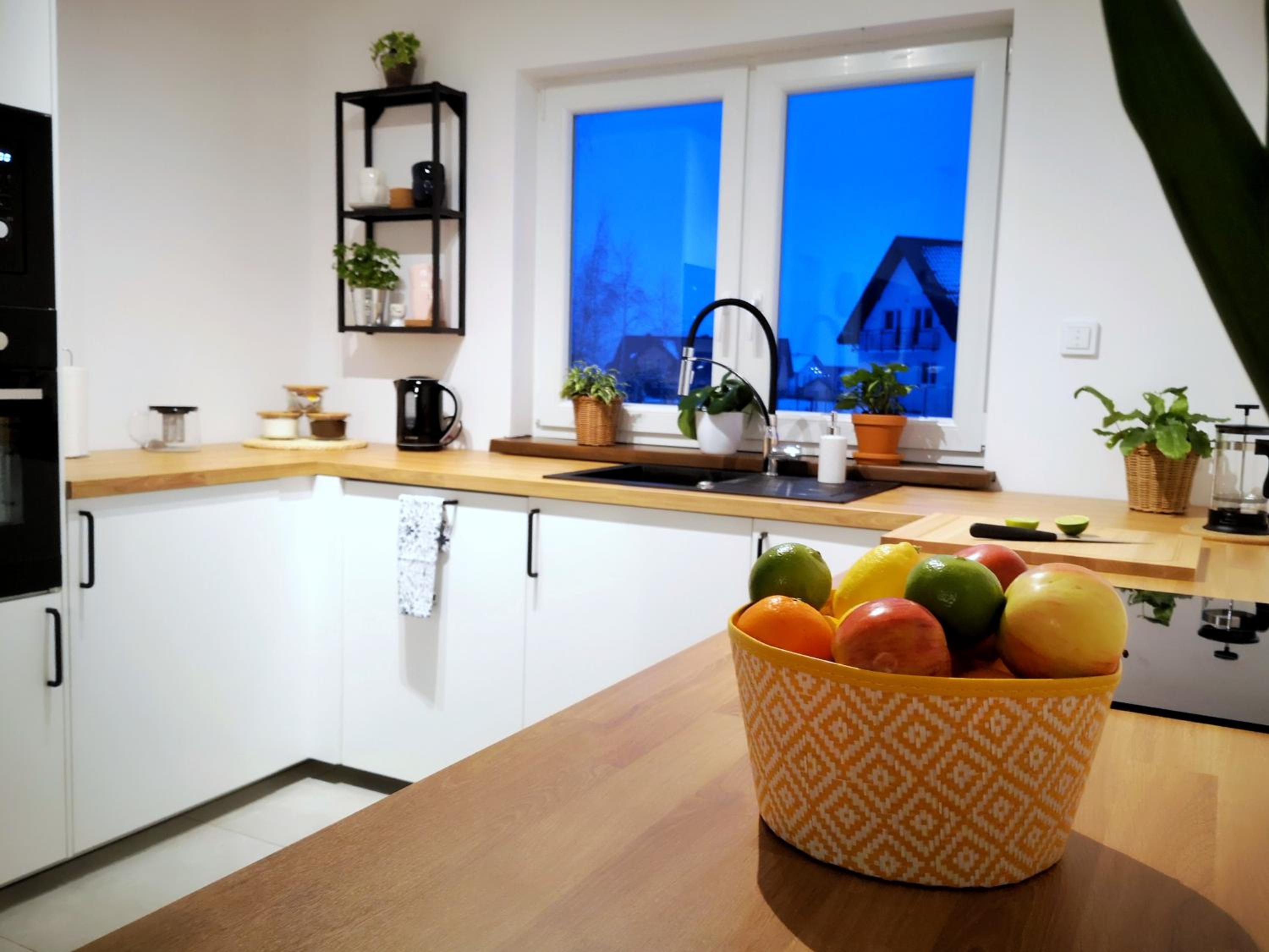 Two-Bedroom Apartment - Photo 2