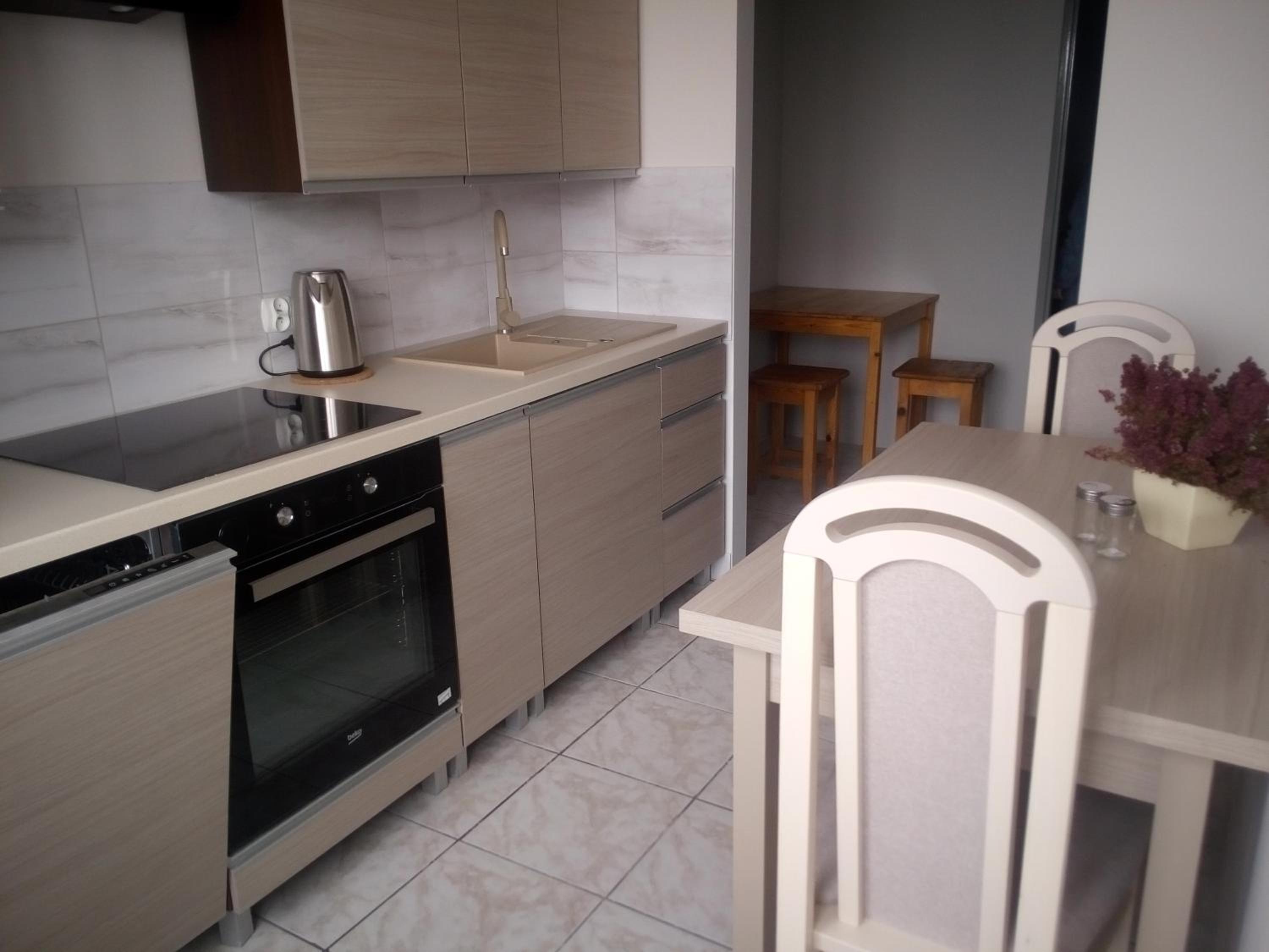 Double Room - Photo 10