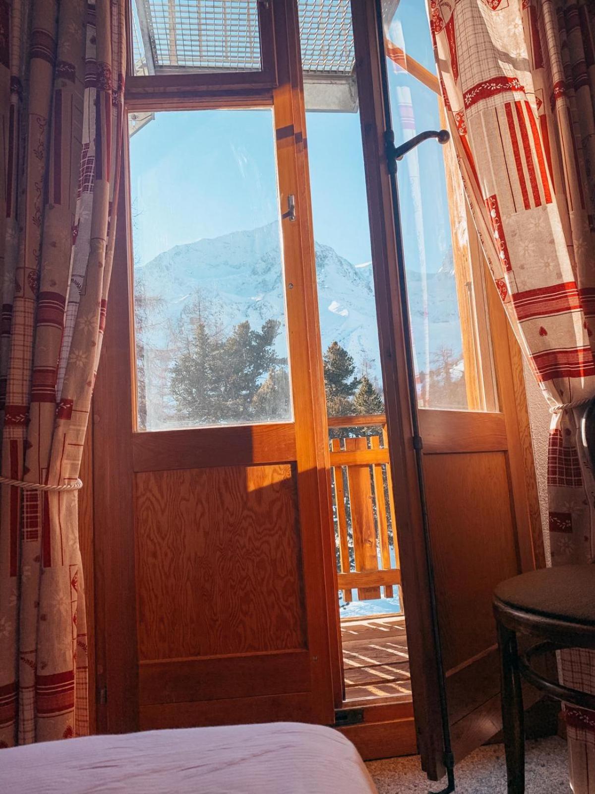 Deluxe Double or Twin Room with Mountain View photo 2