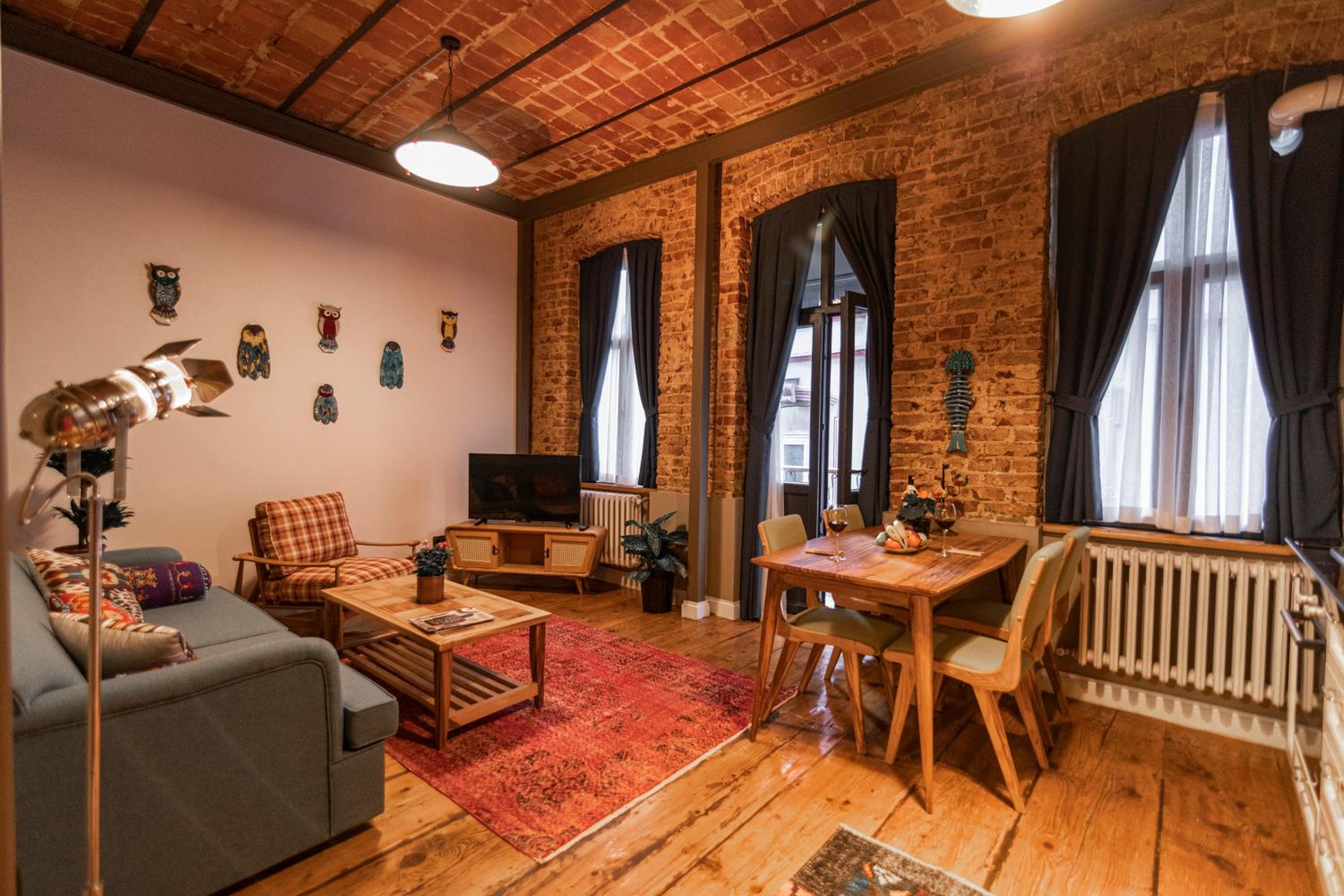 Apartment with Balcony