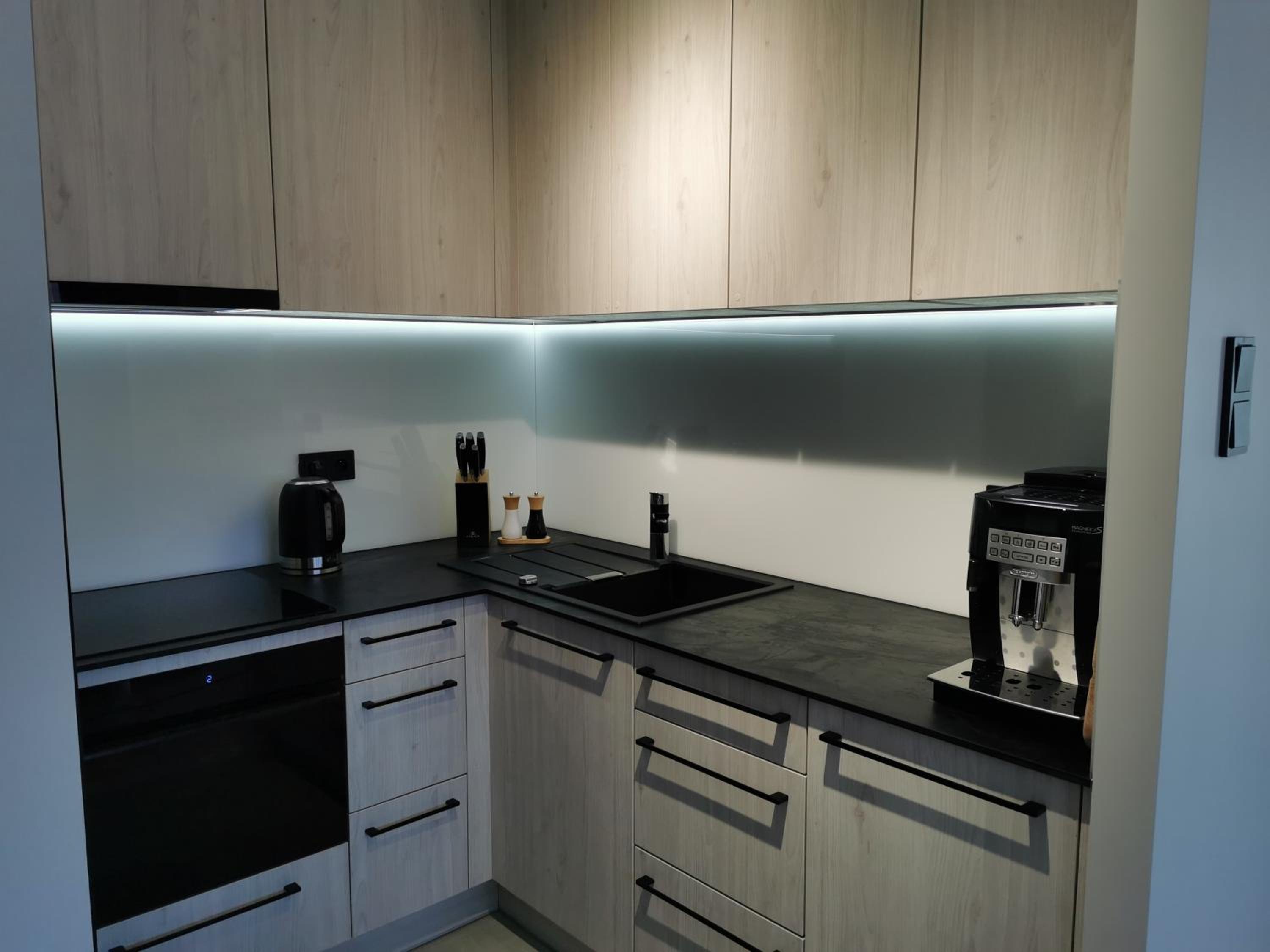 Two-Bedroom Apartment - Photo 17