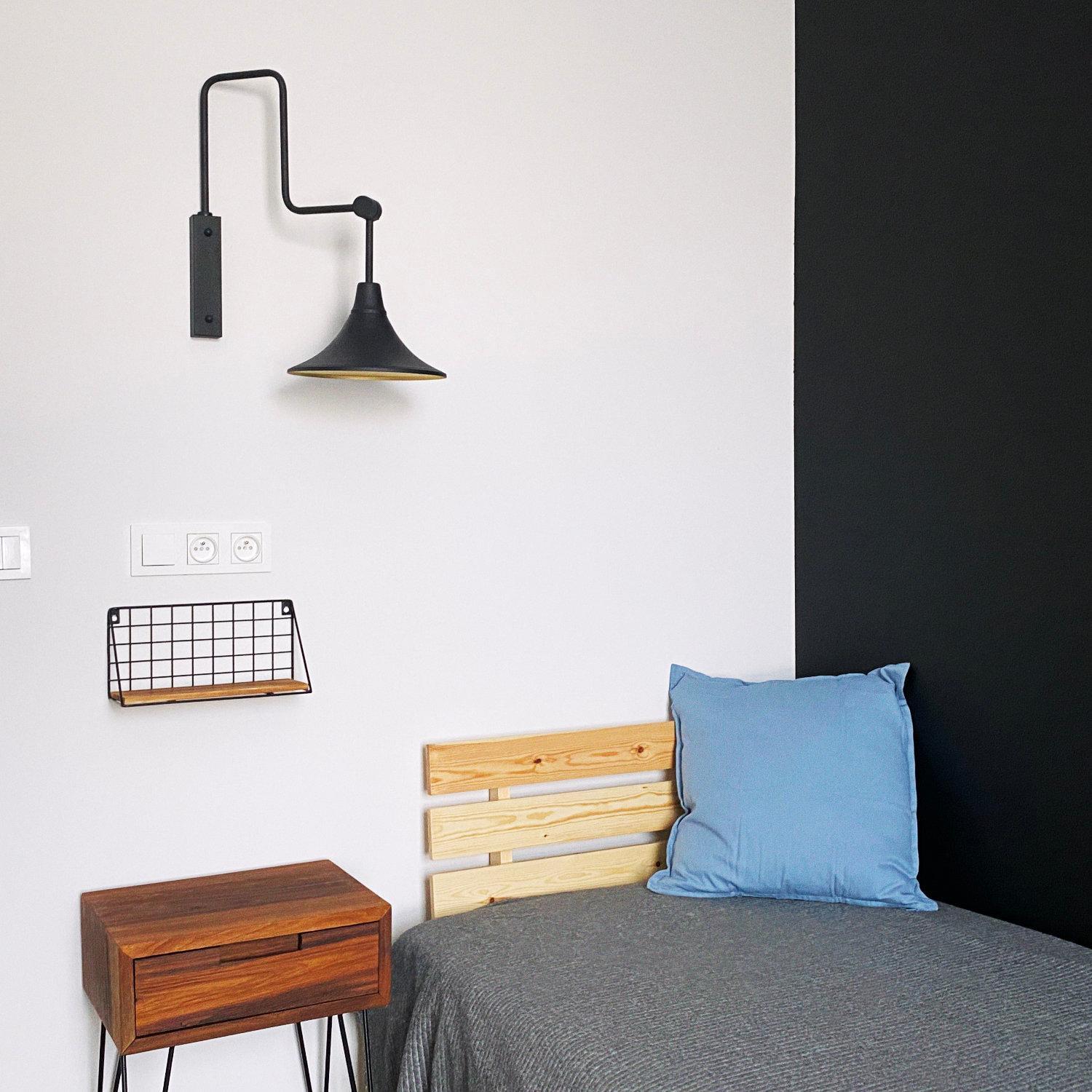 Single Room with Shared Bathroom