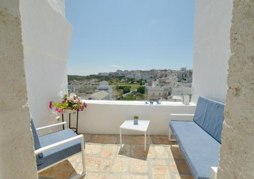 King Room with Balcony