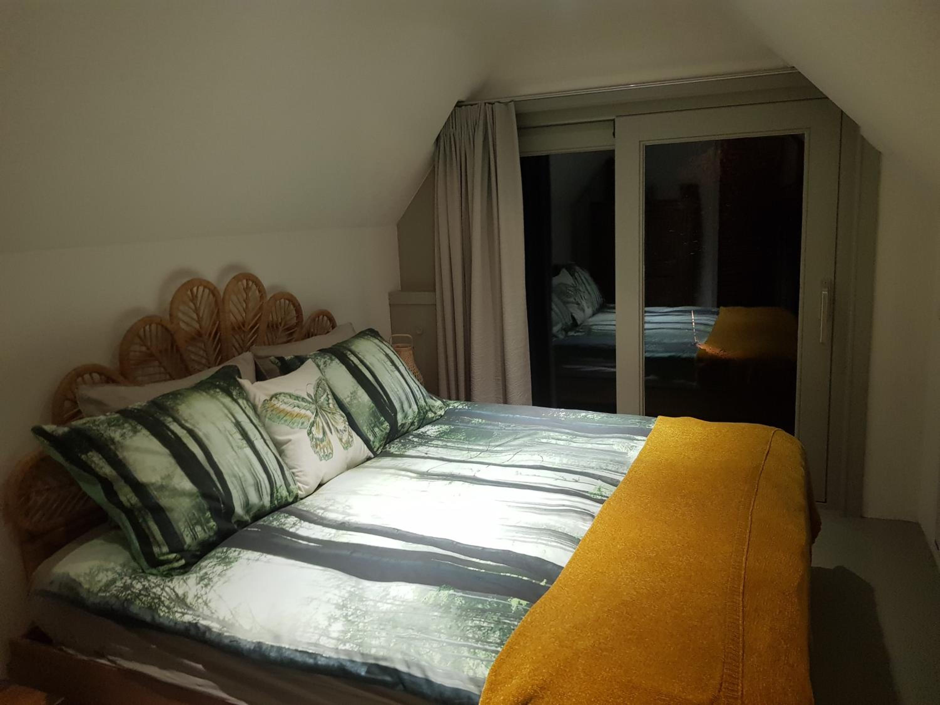 One-Bedroom House photo 1