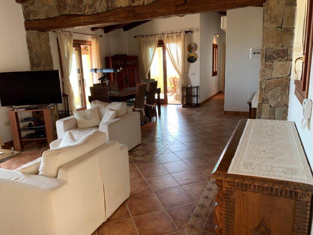 Three-Bedroom Villa photo 3