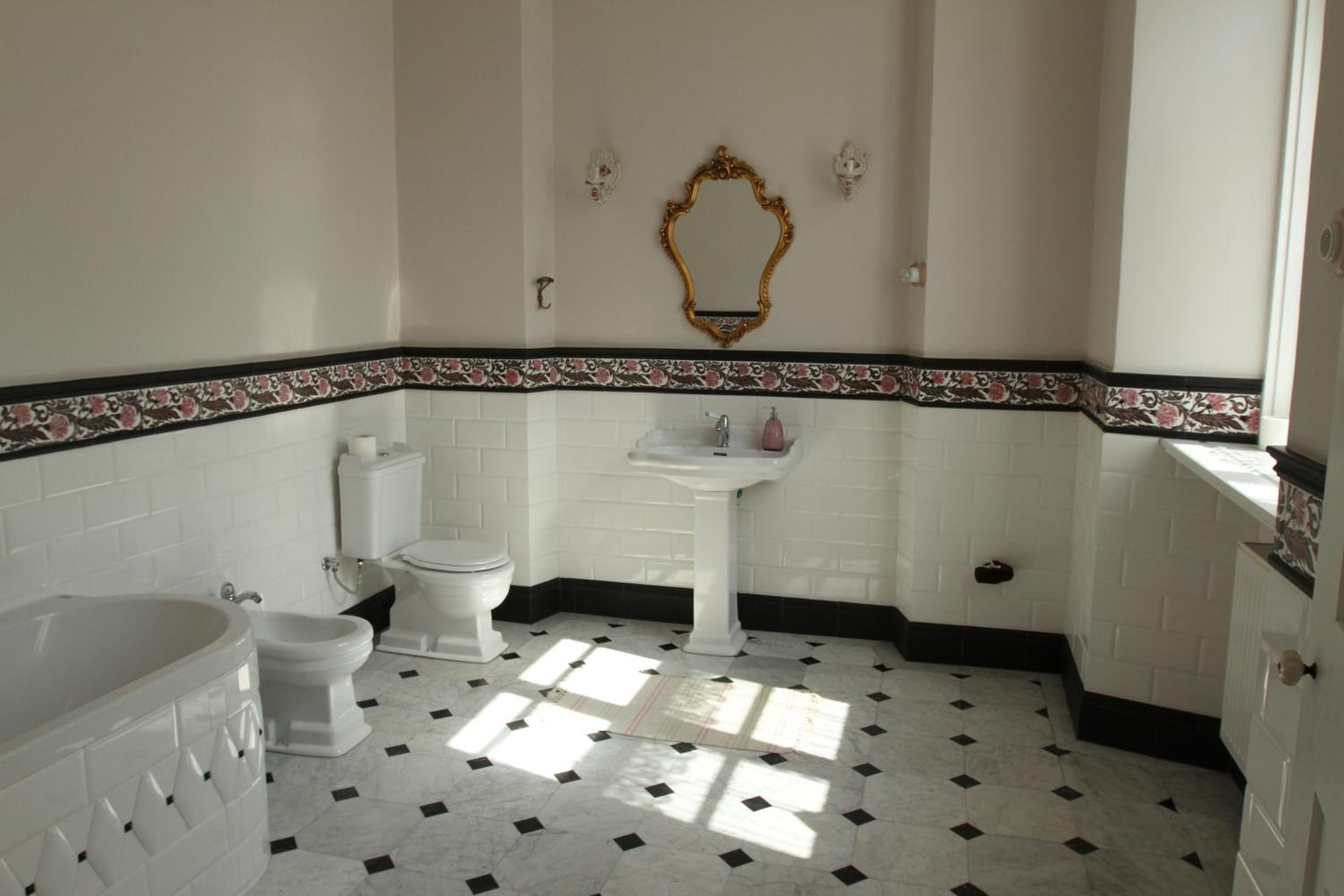 Double Room - Photo 27
