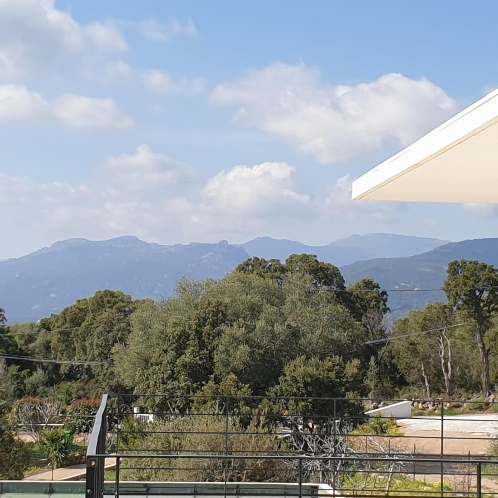 Villa photo 3
