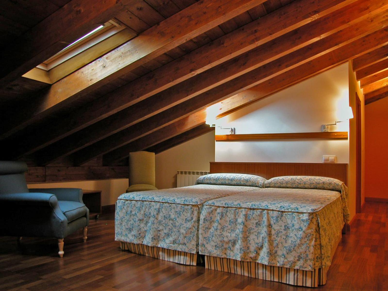 Four-Bedroom House photo 2