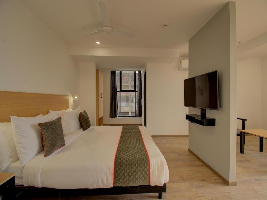Club Room