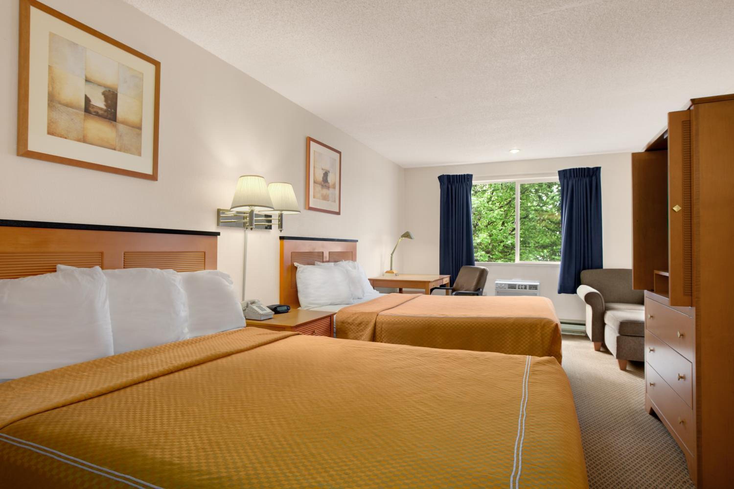 Queen Room with Two Queen Beds - Non-Smoking