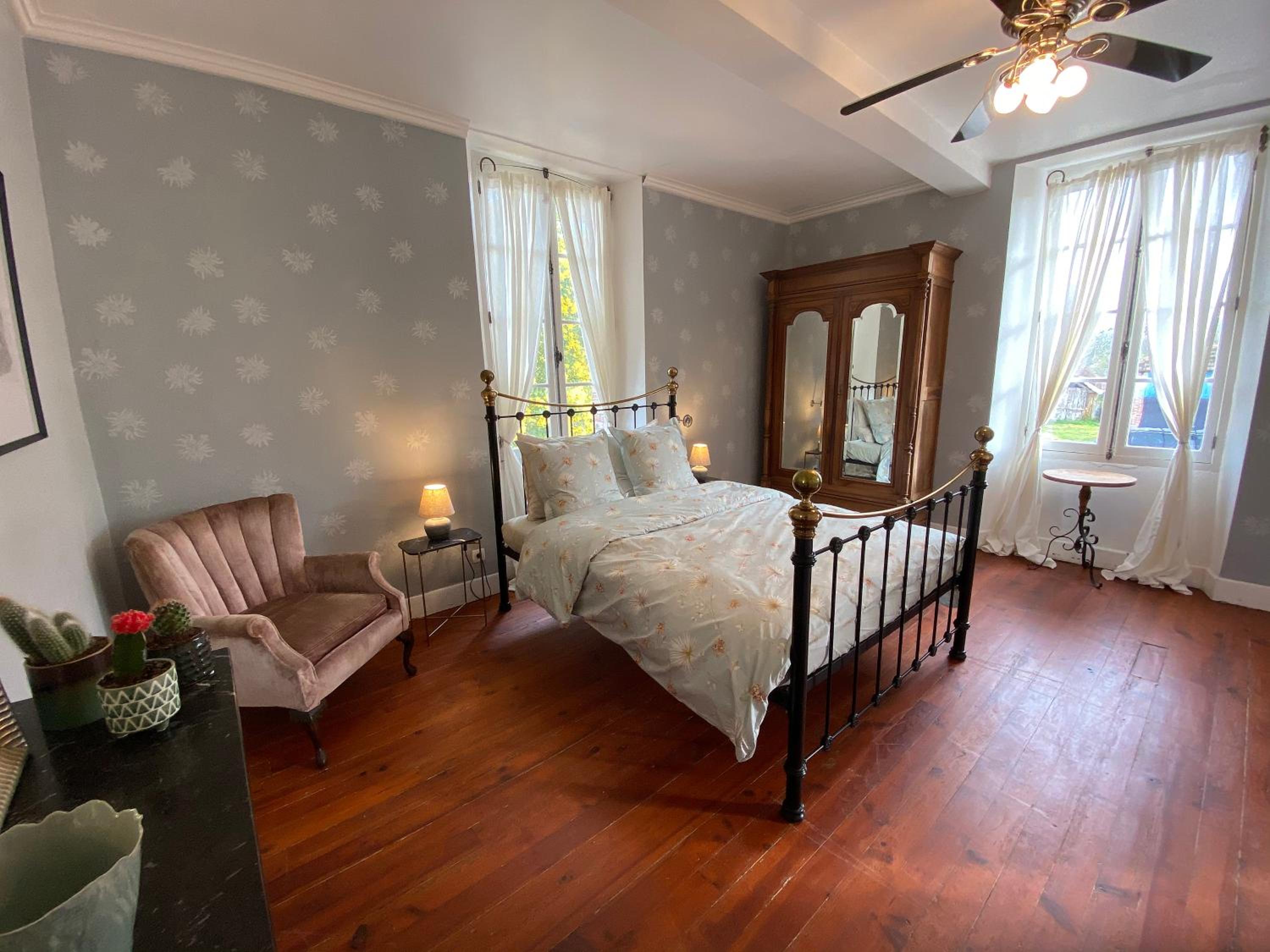 Deluxe Double Room photo 3