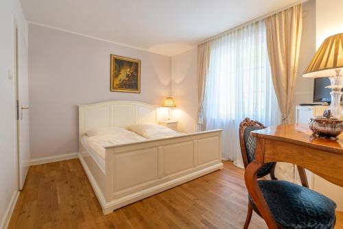 Double Room - Photo 9