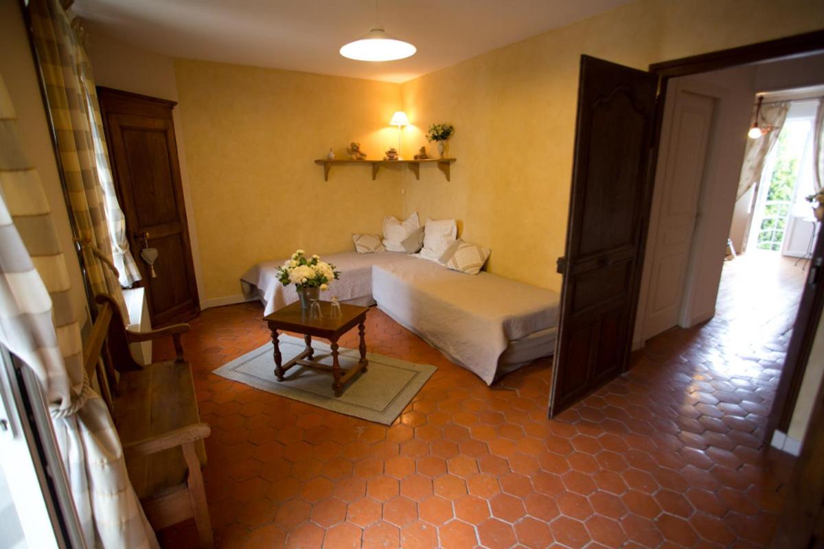 Family Room with Garden View photo 2