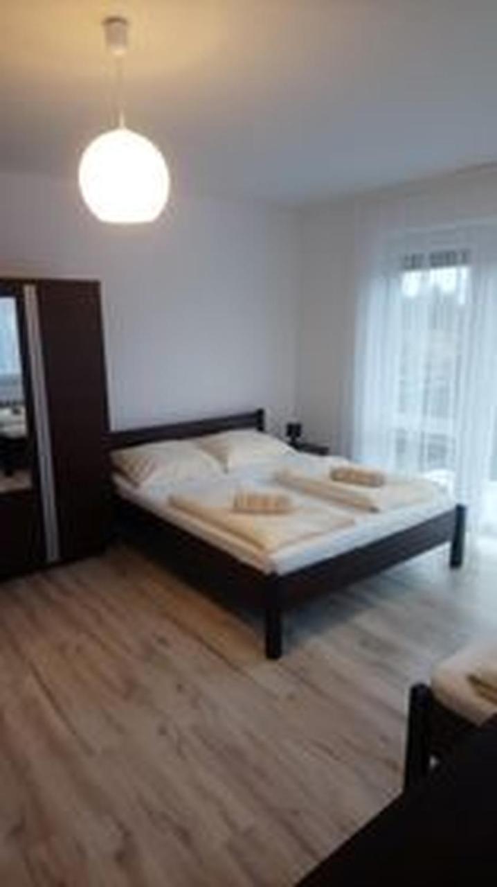 Deluxe Triple Room - Photo 9