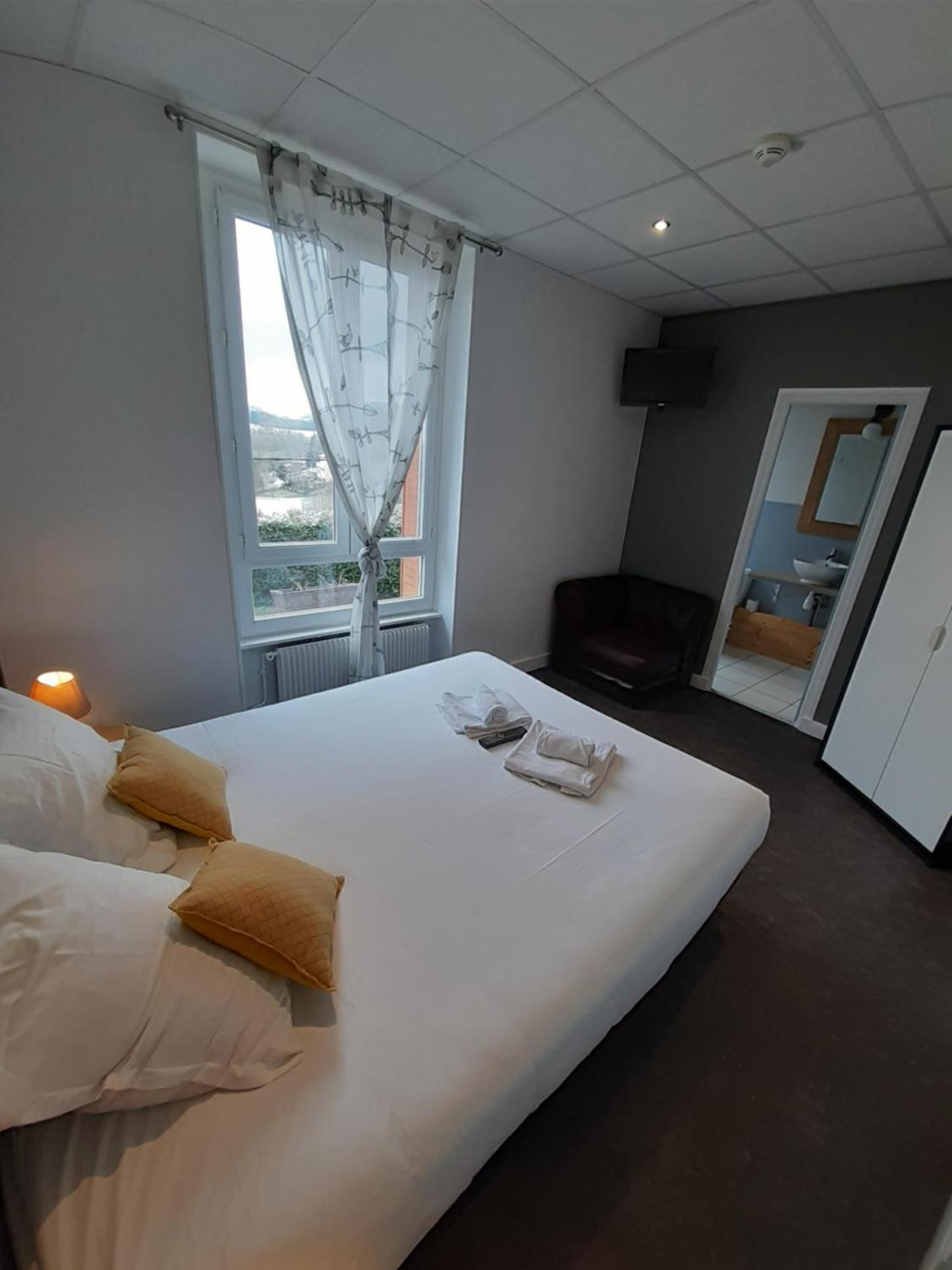 Double Room with Lake View photo 1